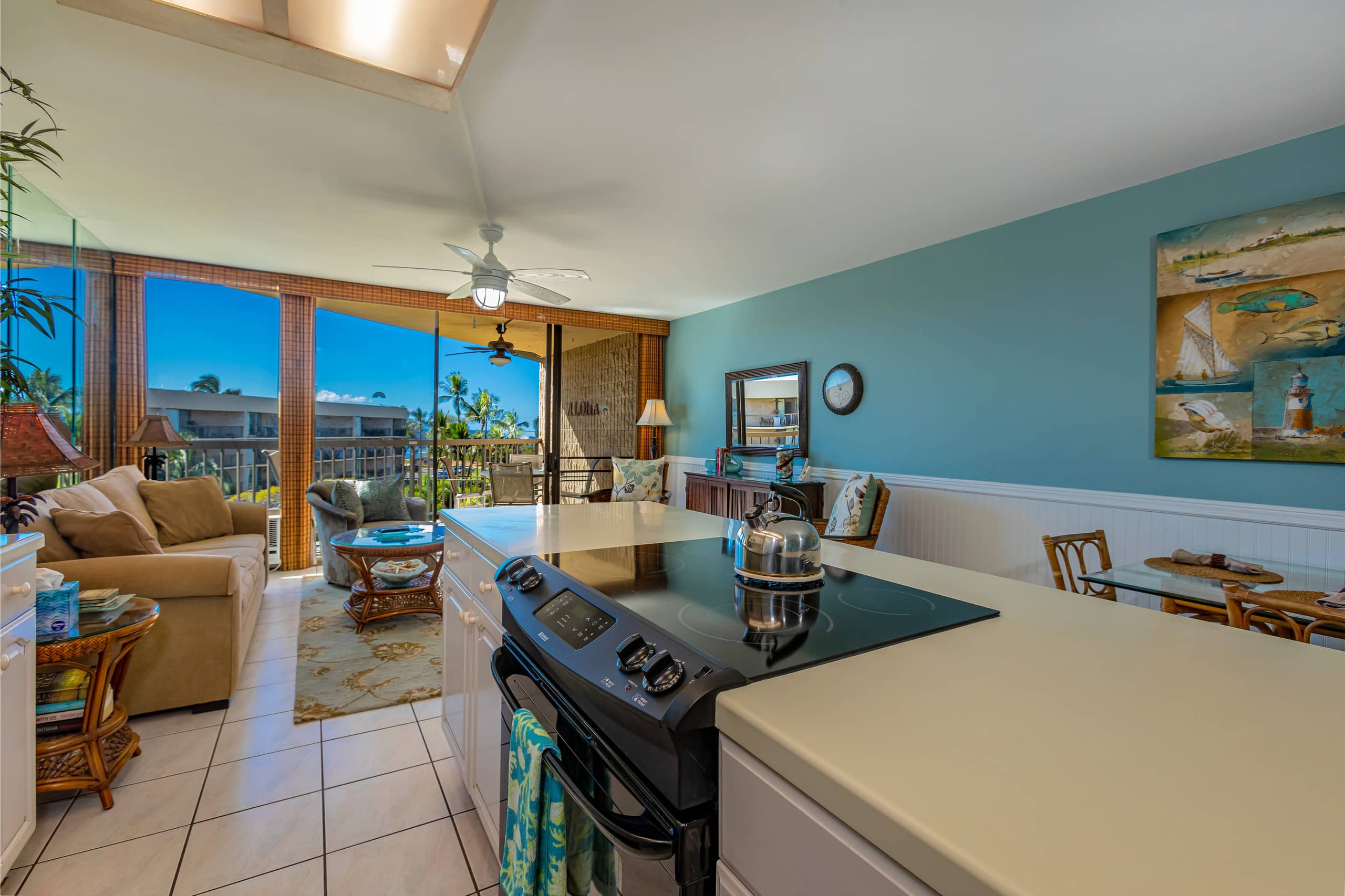 Condo in Kihei · ★4.6 · 1 bedroom · 2 beds · 2 baths - Image 11