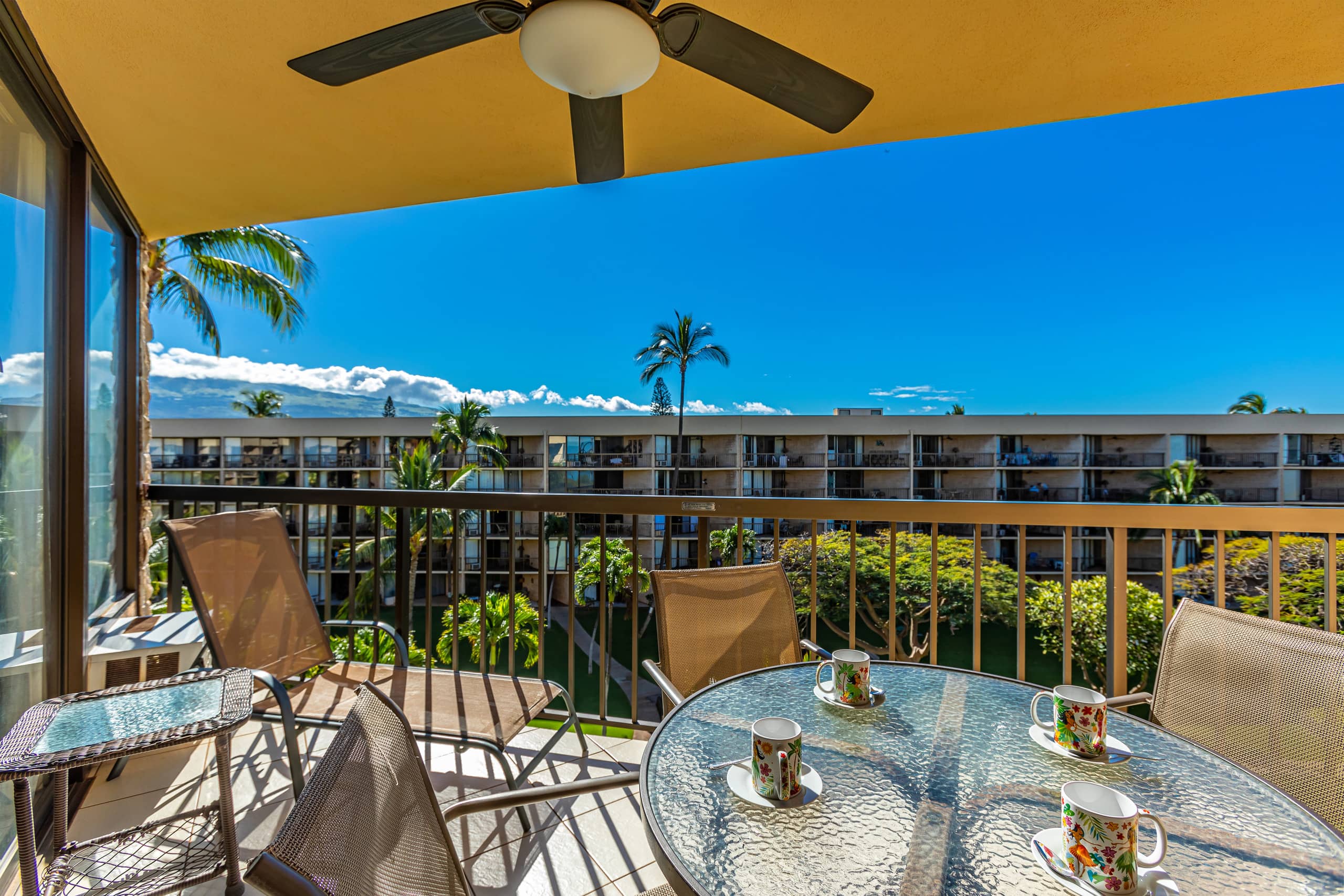 Condo in Kihei · ★4.6 · 1 bedroom · 2 beds · 2 baths - Image 20