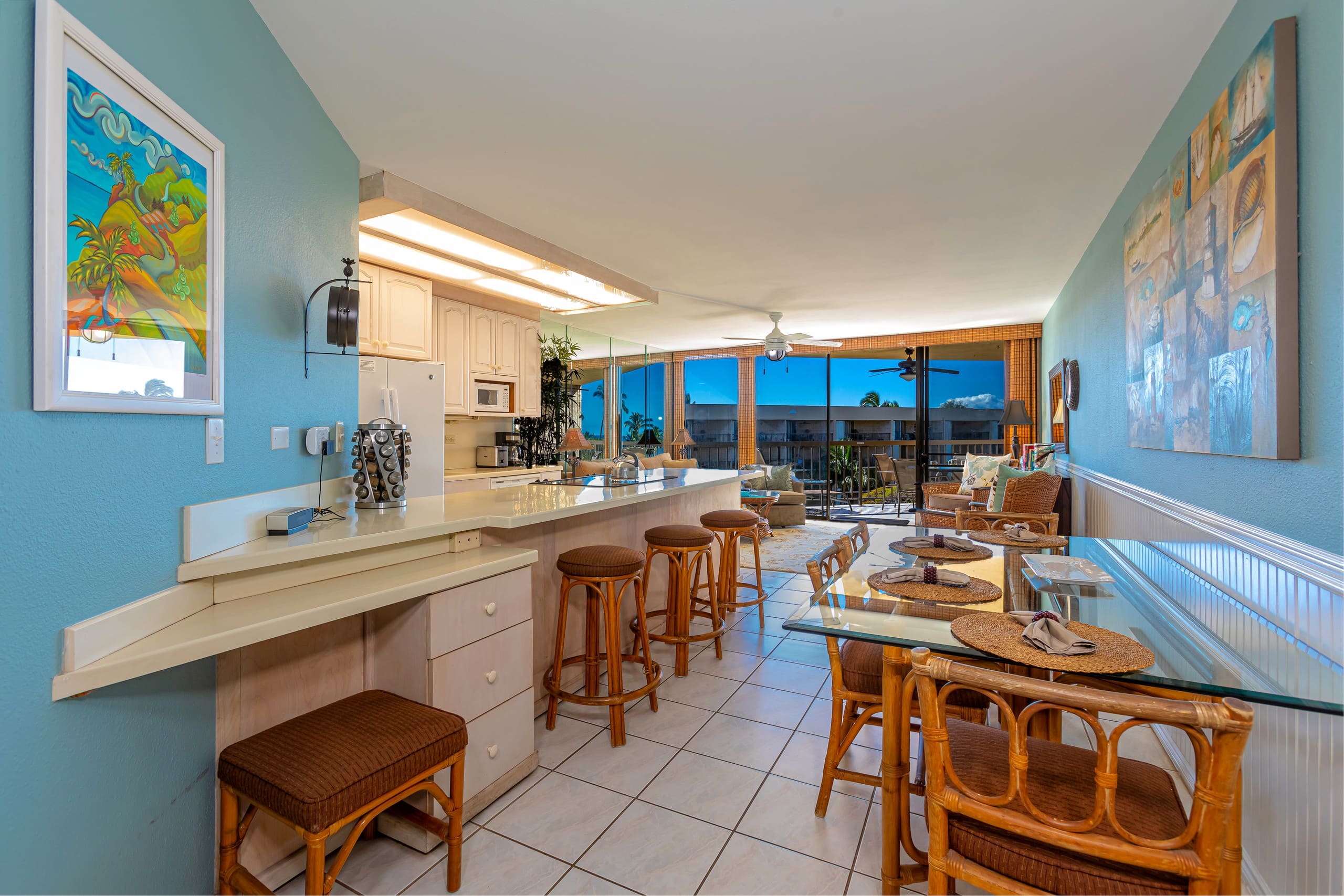 Condo in Kihei · ★4.6 · 1 bedroom · 2 beds · 2 baths - Image 12
