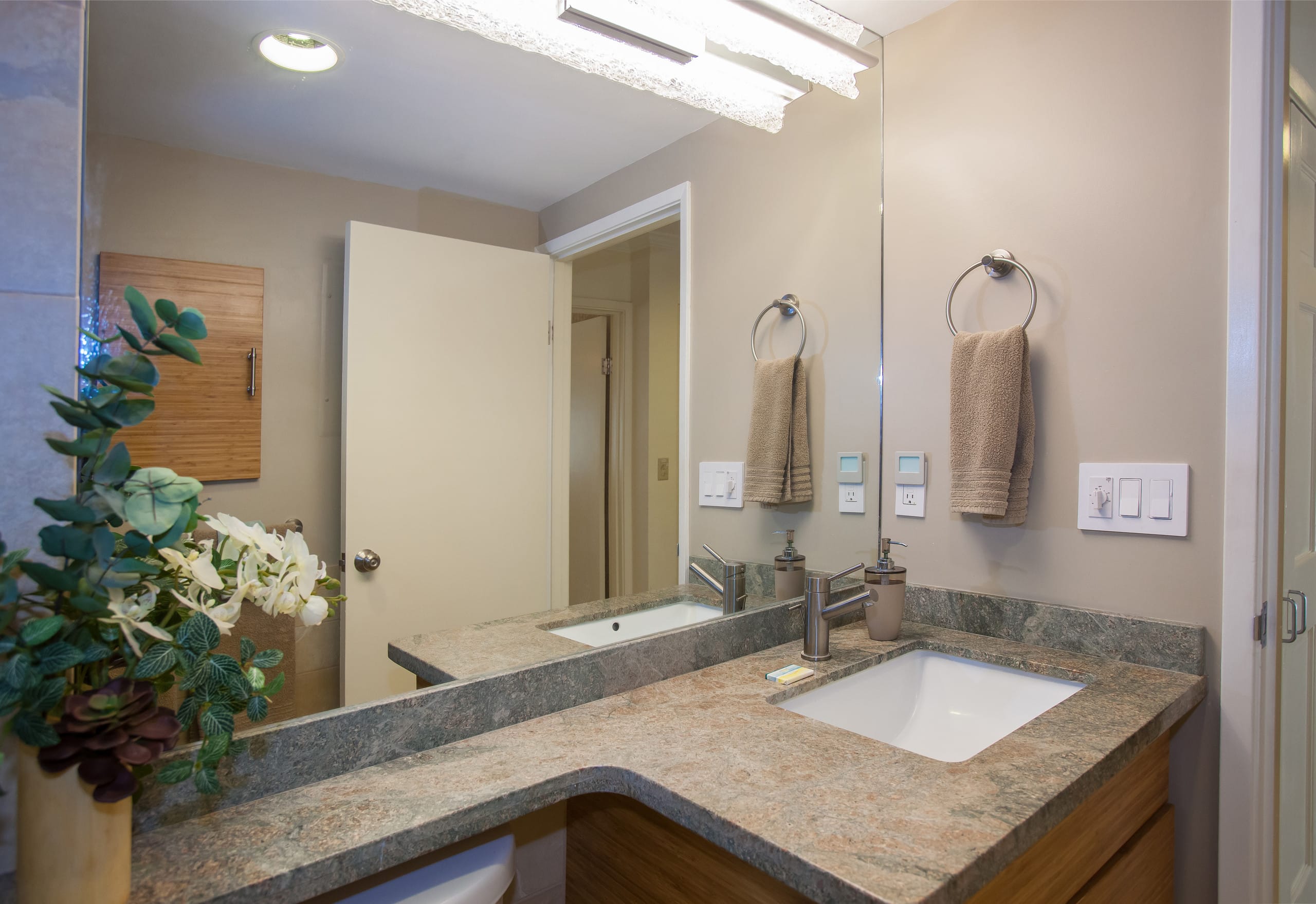 Condo in Kihei · ★4.94 · 1 bedroom · 1 bed · 1 private bath - Image 22