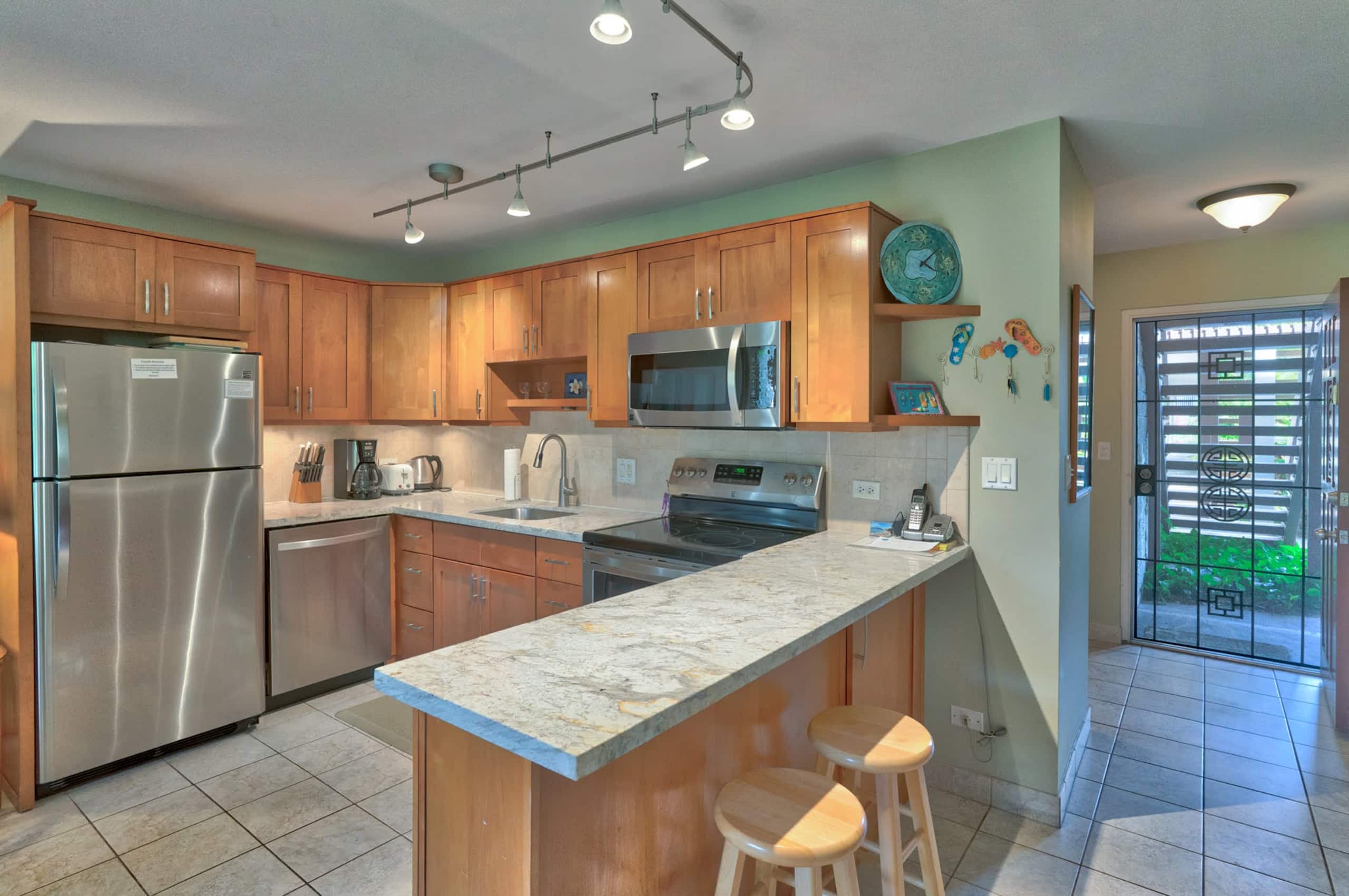 Condo in Kihei · ★4.78 · 1 bedroom · 2 beds · 1 private bath - Image 10