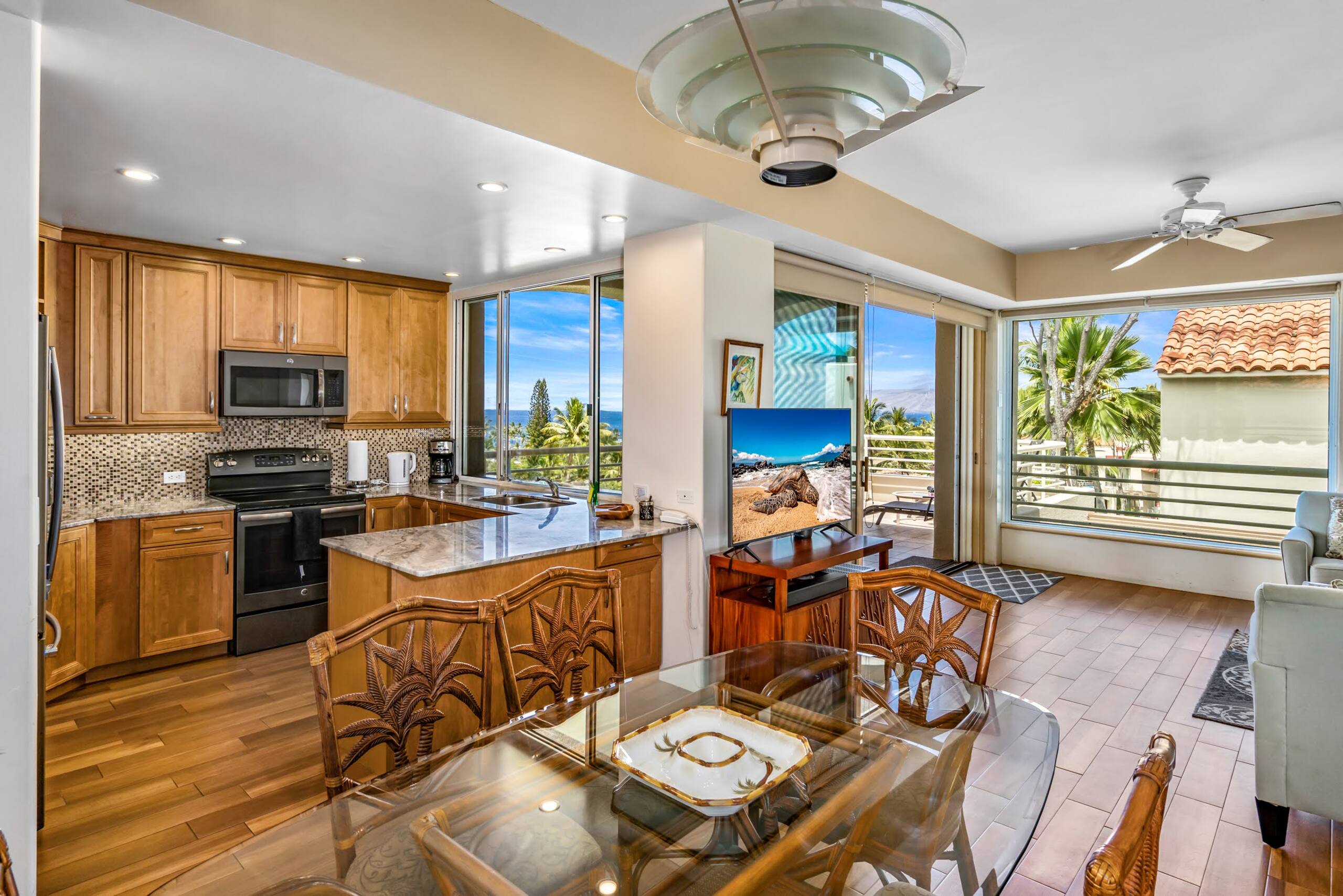 Condo in Wailea · ★4.0 · 2 bedrooms · 3 beds · 2 baths - Image 6