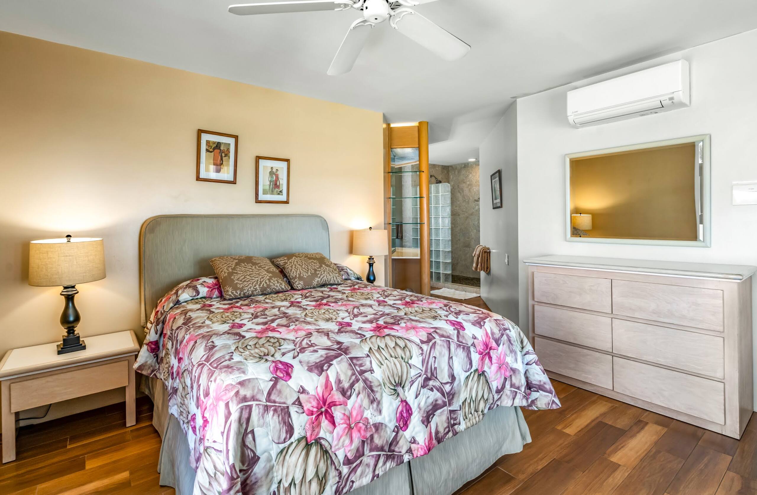 Condo in Wailea · ★4.0 · 2 bedrooms · 3 beds · 2 baths - Image 17