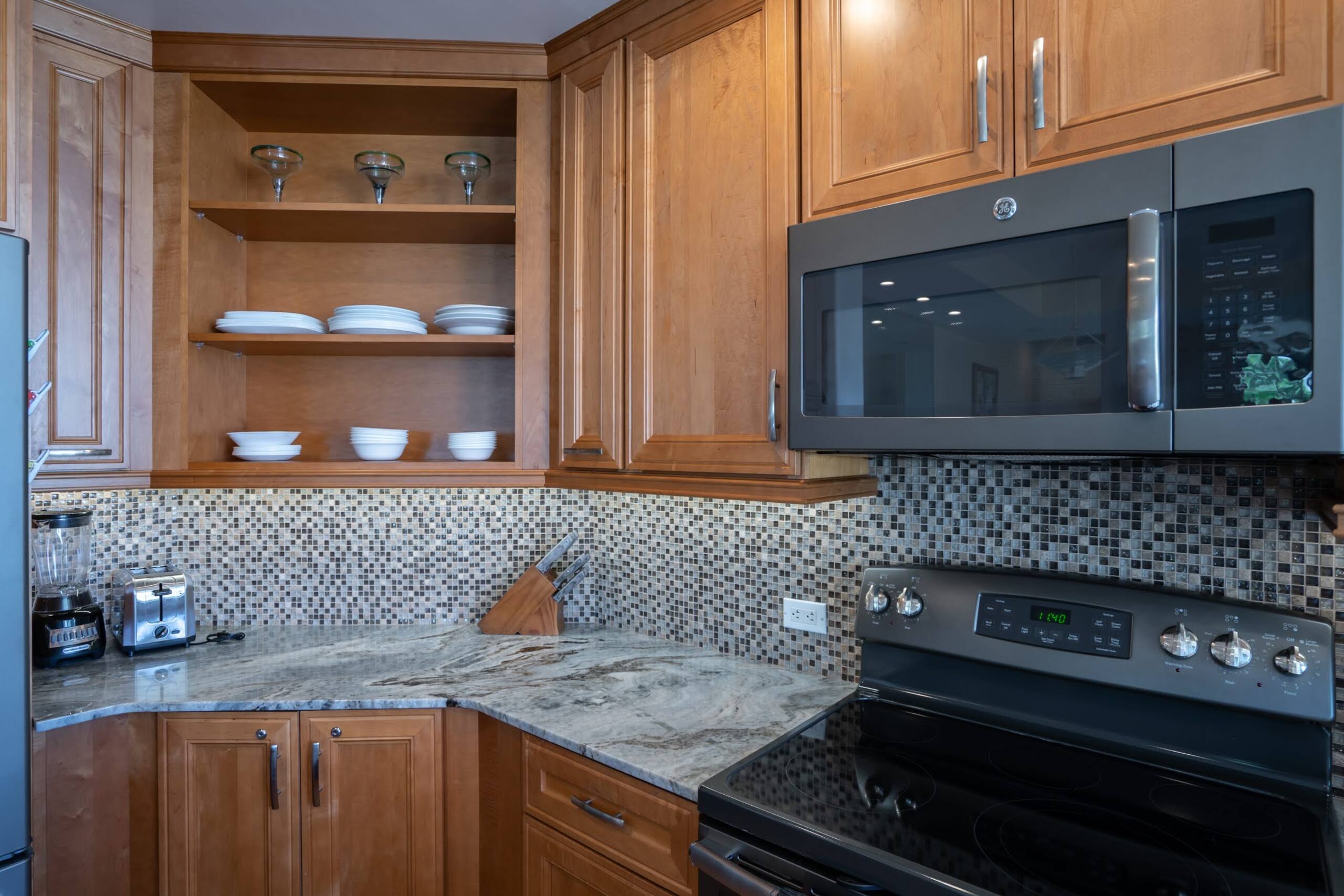 Condo in Wailea · ★4.0 · 2 bedrooms · 3 beds · 2 baths - Image 11