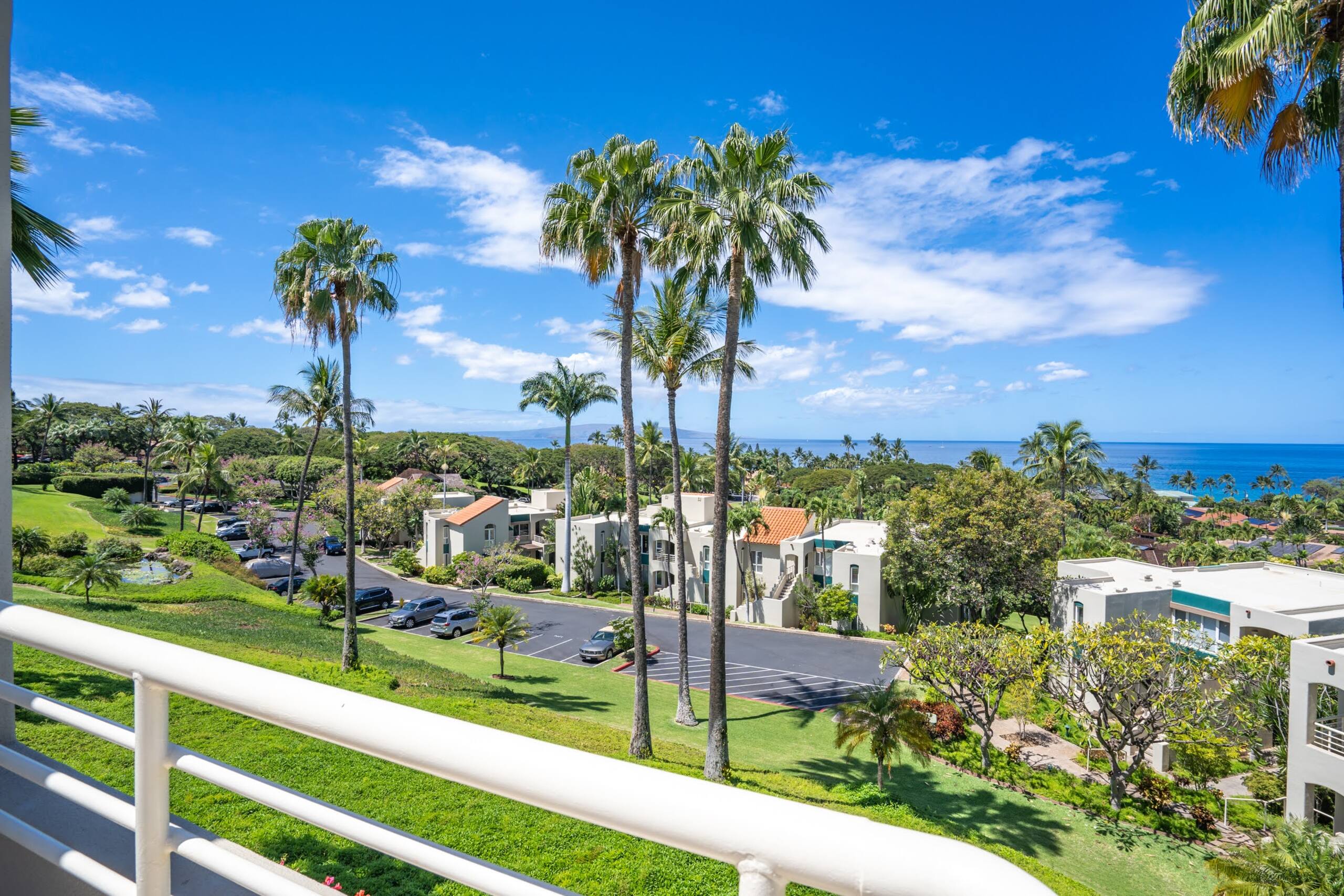 Condo in Wailea · ★4.0 · 2 bedrooms · 3 beds · 2 baths - Image 32