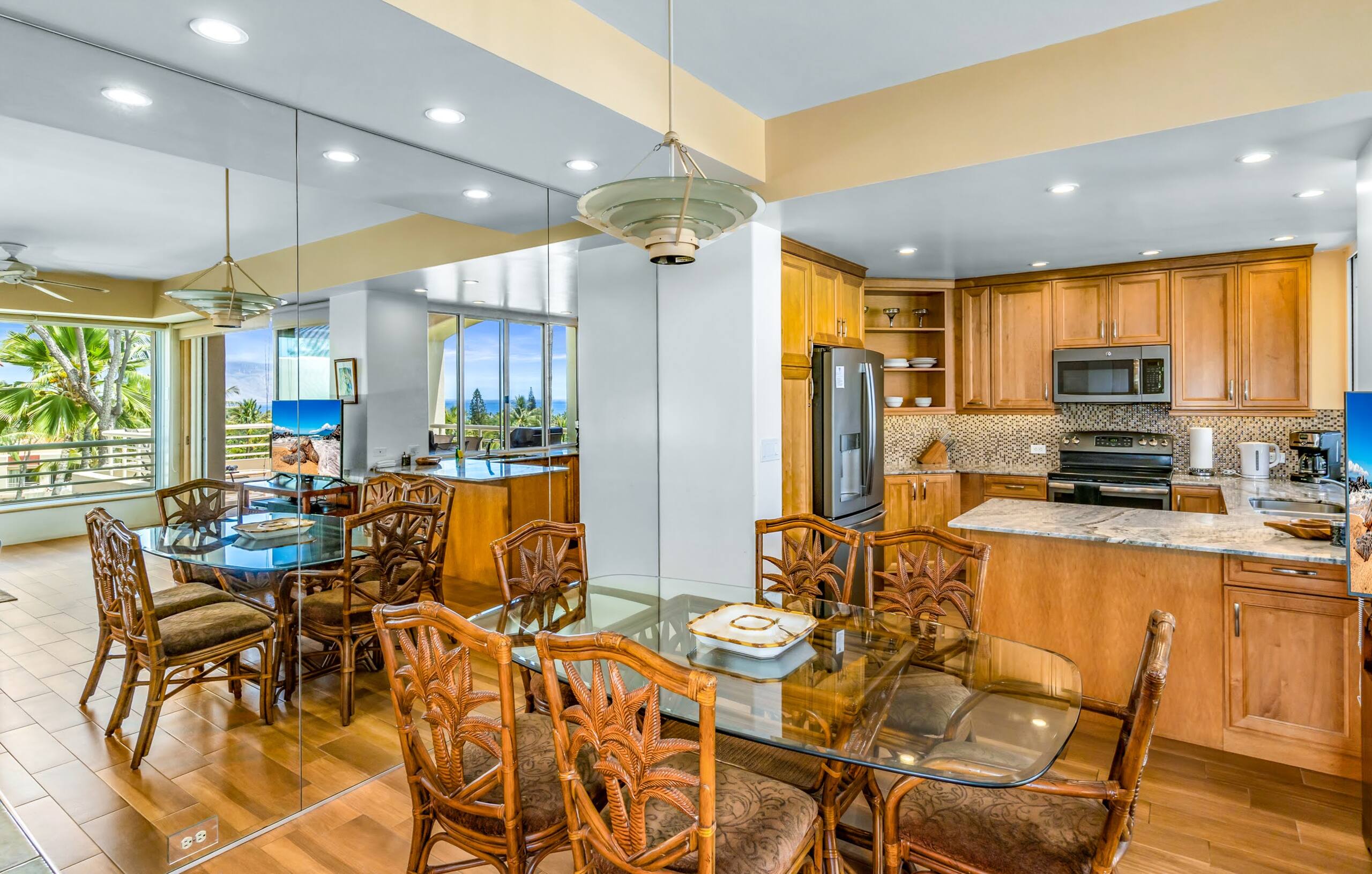 Condo in Wailea · ★4.0 · 2 bedrooms · 3 beds · 2 baths - Image 10