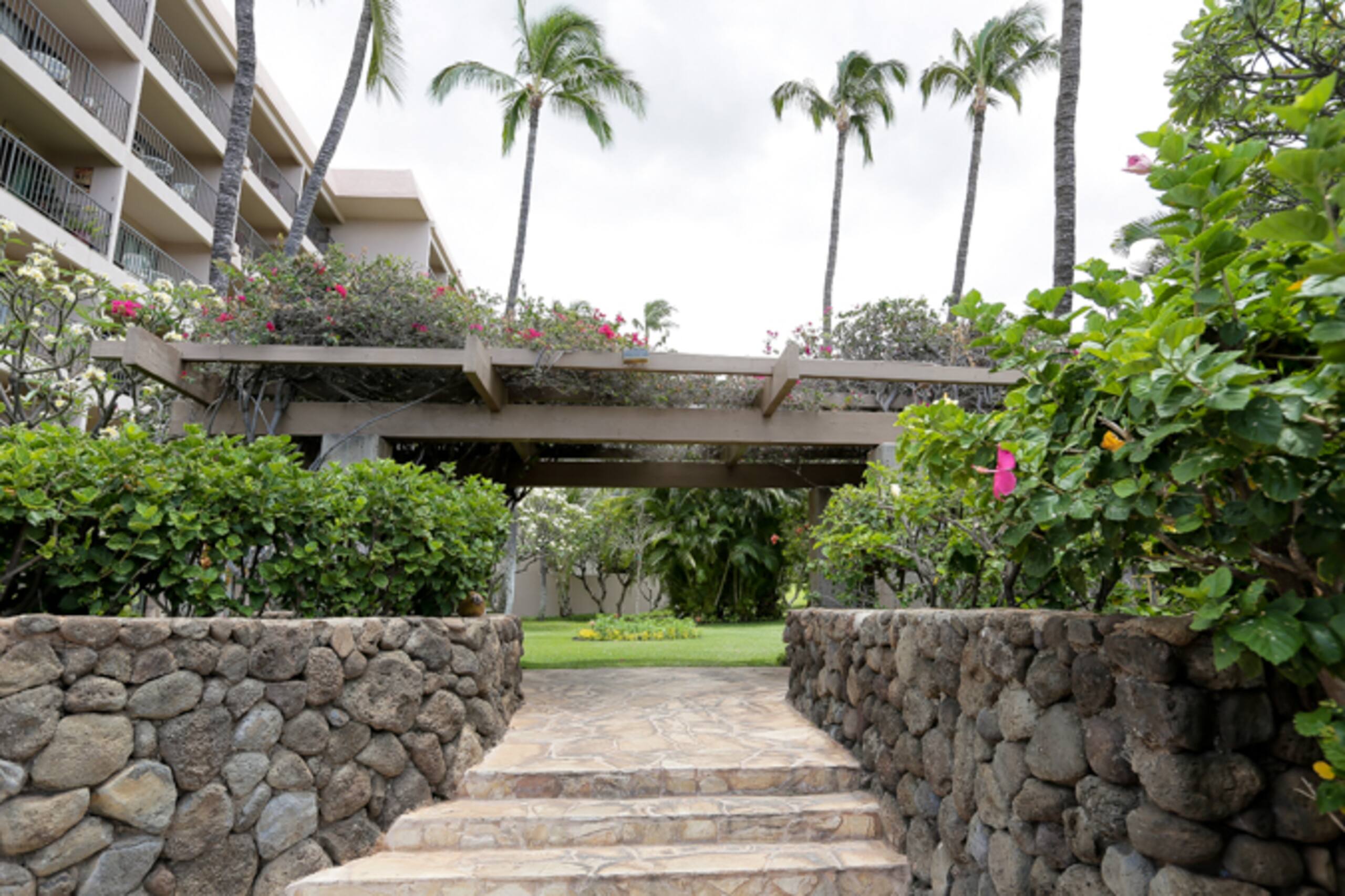 Condo in Kihei · ★5.0 · 2 bedrooms · 4 beds · 2 private baths - Image 42