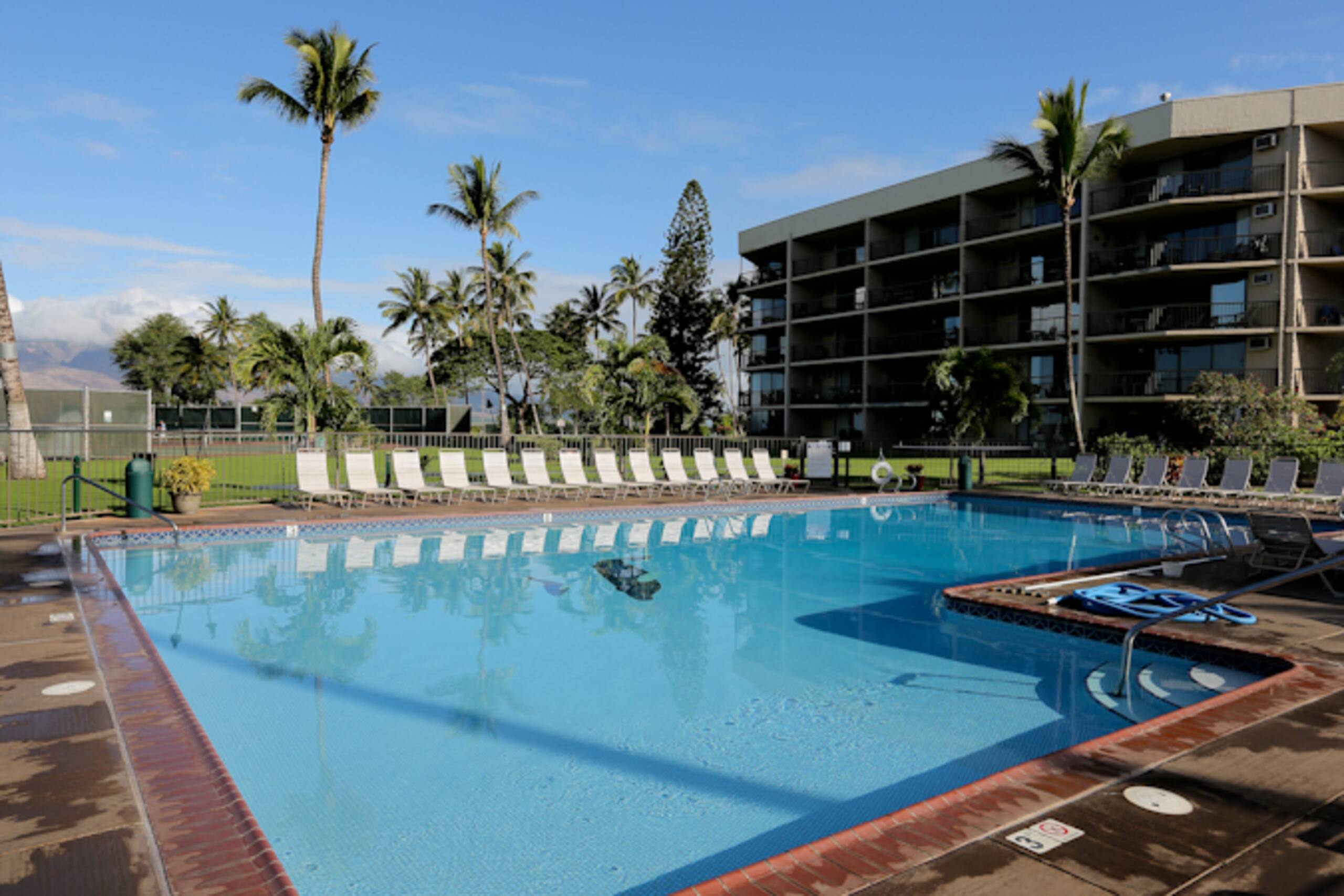 Condo in Kihei · ★4.67 · 1 bedroom · 1 bed · 2 private baths - Image 2
