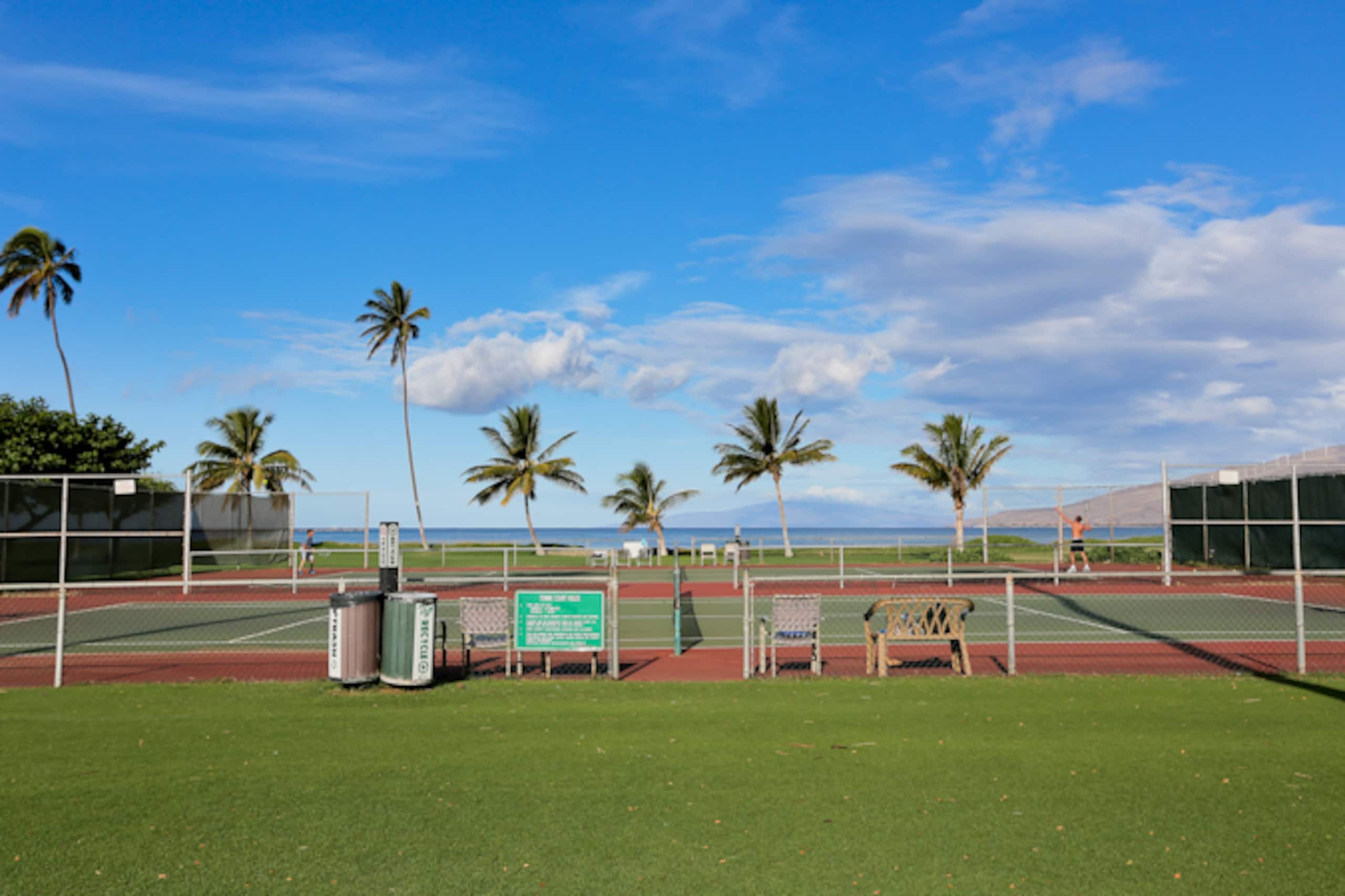 Condo in Kihei · ★4.67 · 1 bedroom · 1 bed · 2 private baths - Image 4