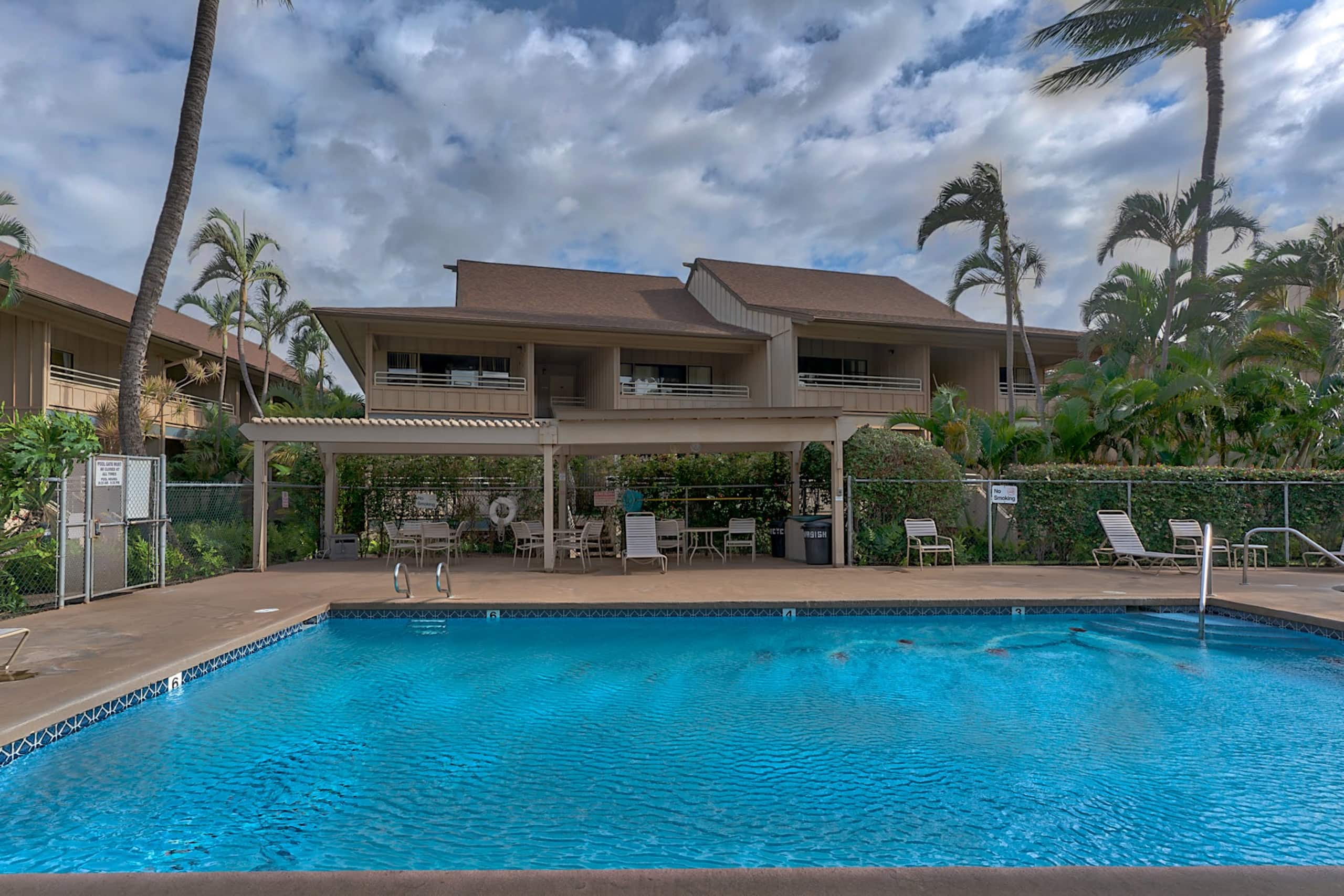 Condo in Kihei · ★4.63 · 1 bedroom · 1 bed · 1 private bath - Image 2