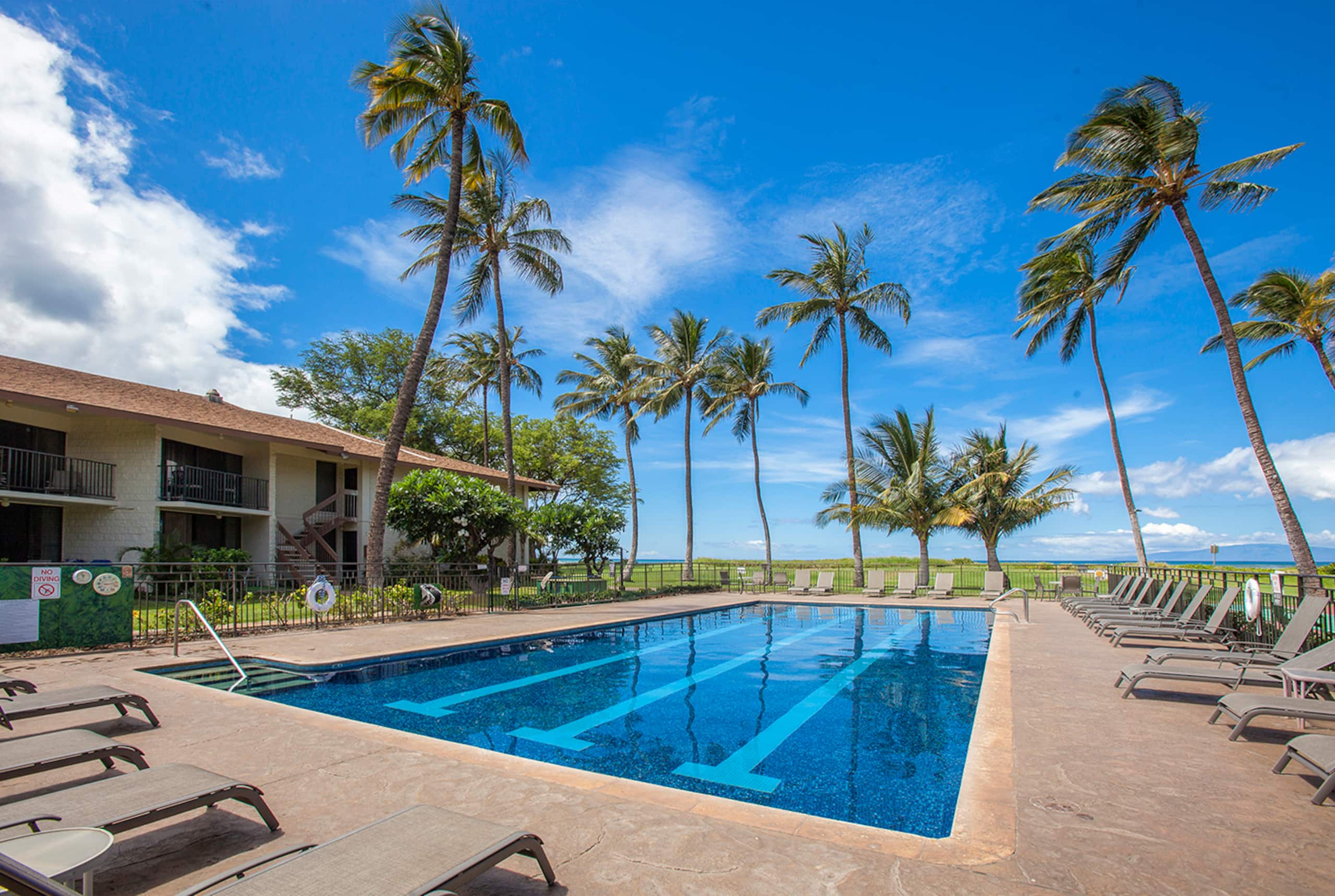Condo in Kihei · ★4.88 · 1 bedroom · 2 beds · 1 bath - Image 29
