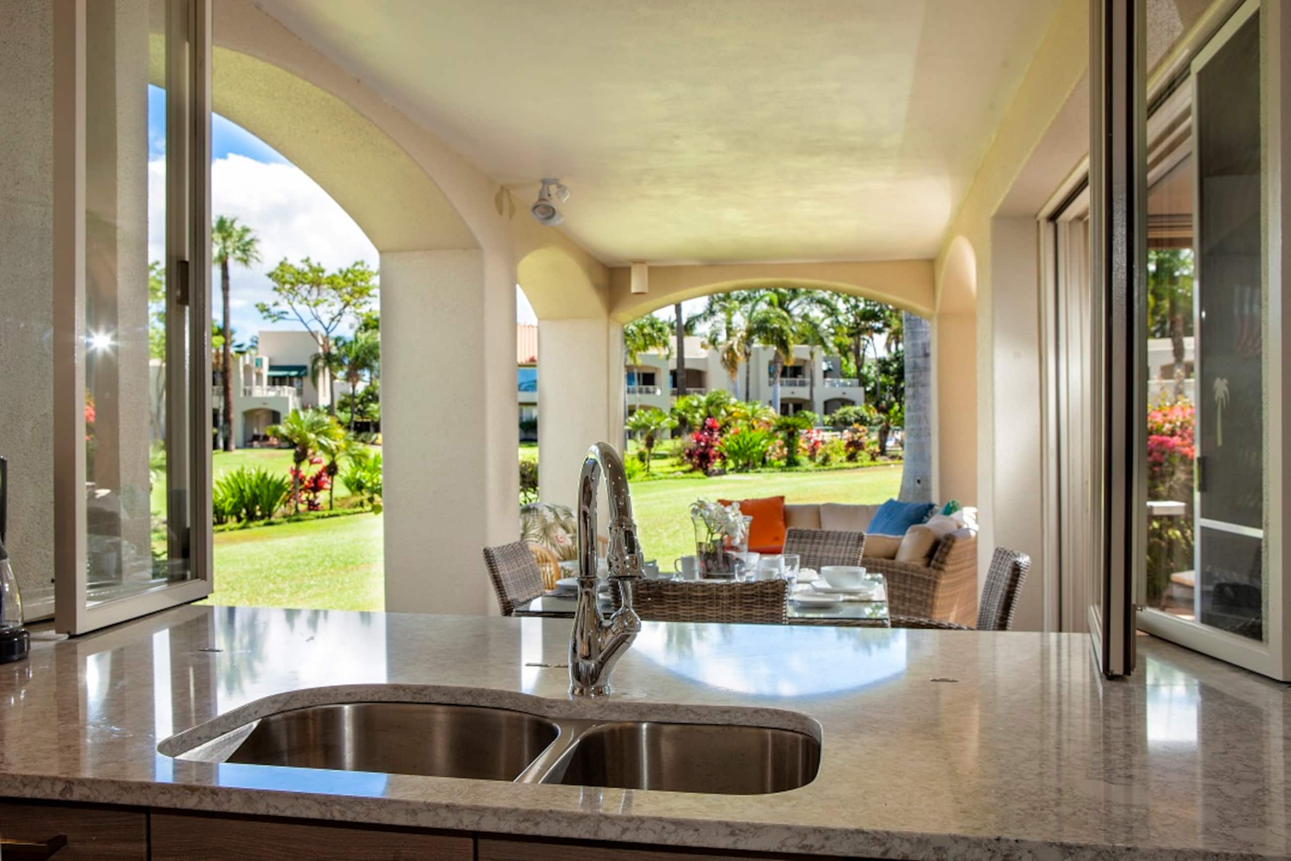 Condo in Wailea · ★5.0 · 2 bedrooms · 3 beds · 2 baths - Image 5