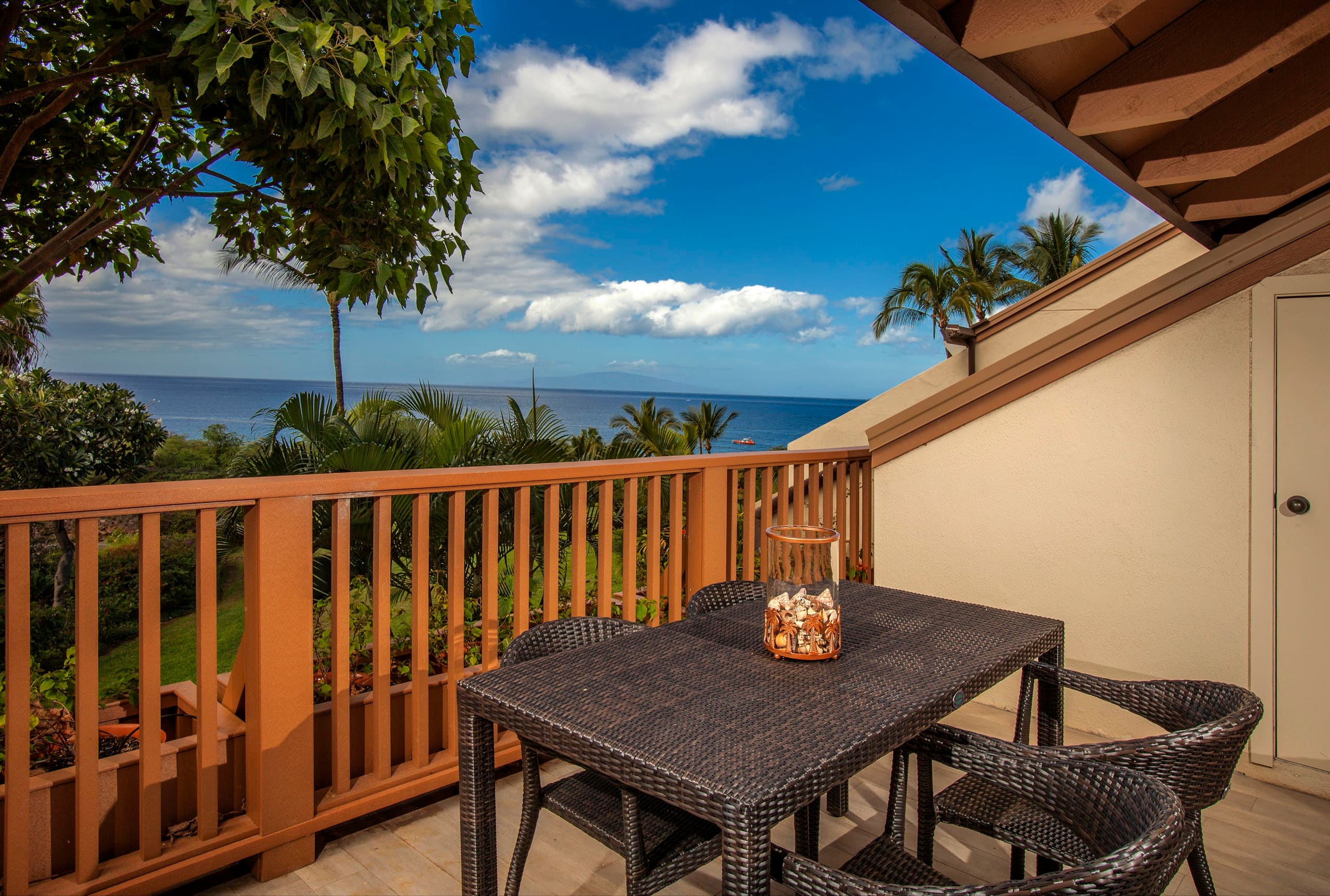 Condo in Kihei · ★4.96 · 2 bedrooms · 2 beds · 2 baths - Image 22