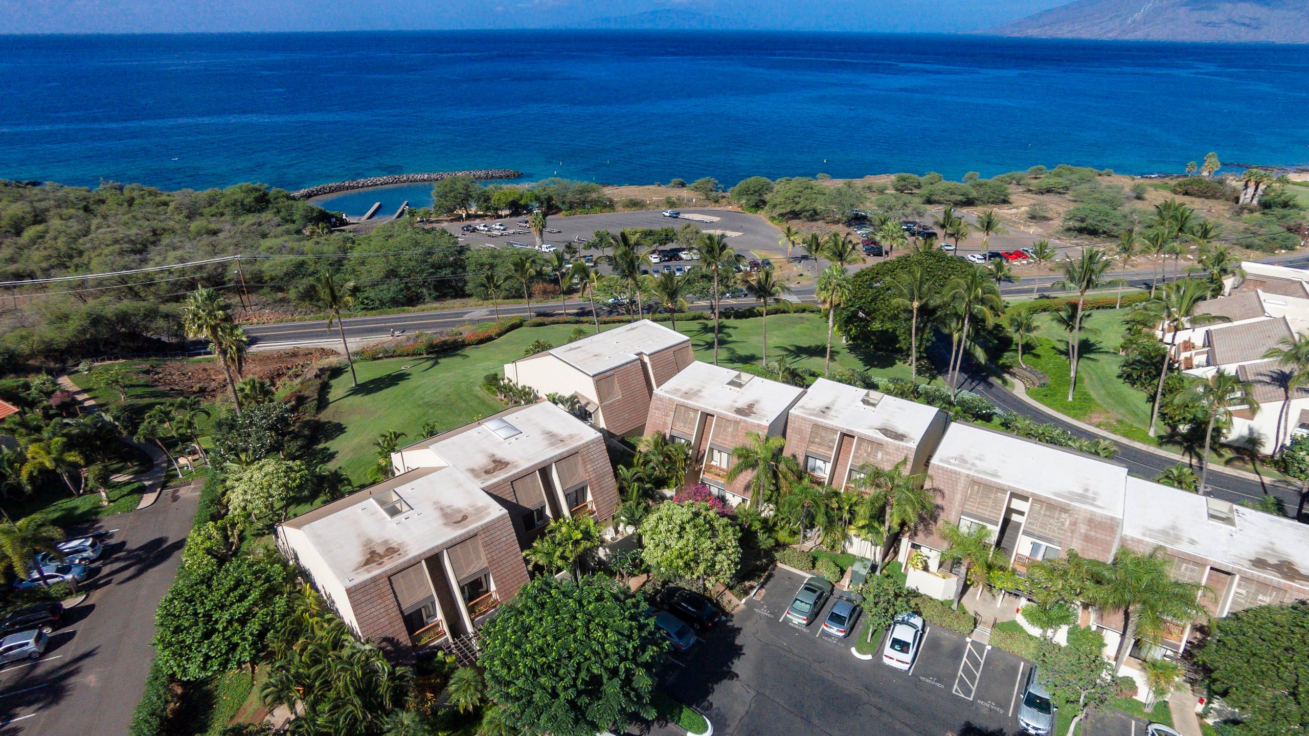 Condo in Kihei · ★4.96 · 2 bedrooms · 2 beds · 2 baths - Image 46
