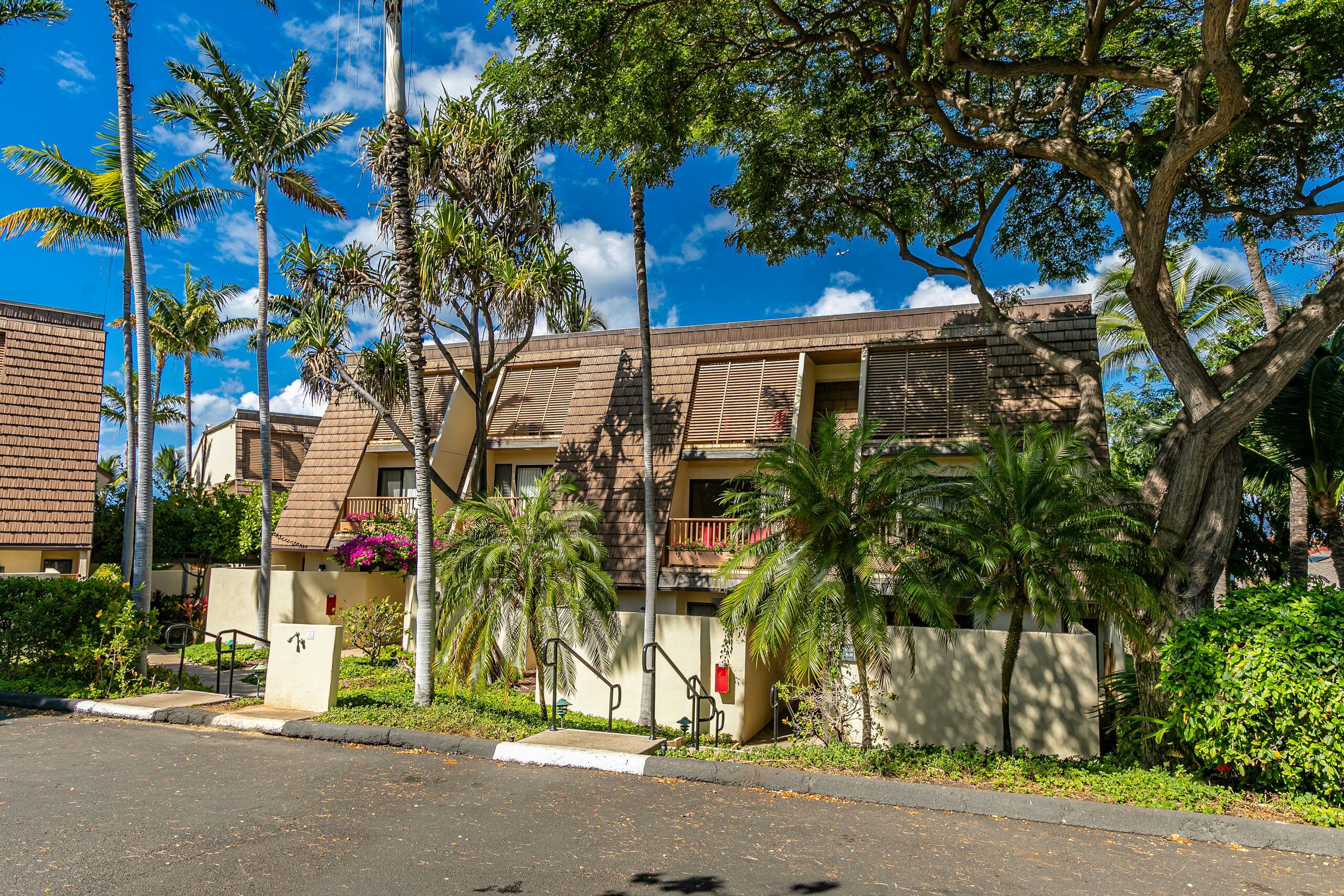 Condo in Kihei · ★4.8 · 2 bedrooms · 4 beds · 2 private baths - Image 30