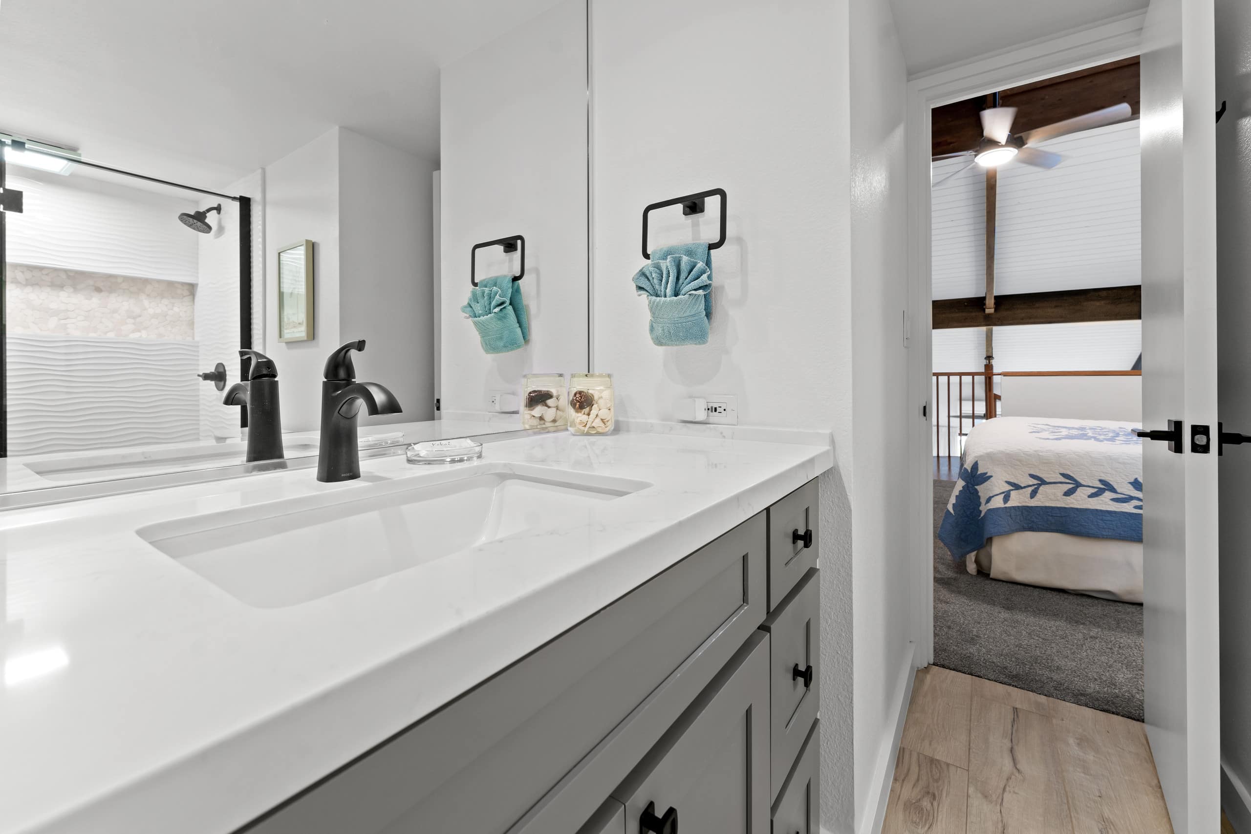 Condo in Kihei · ★5.0 · 2 bedrooms · 3 beds · 2 private baths - Image 28