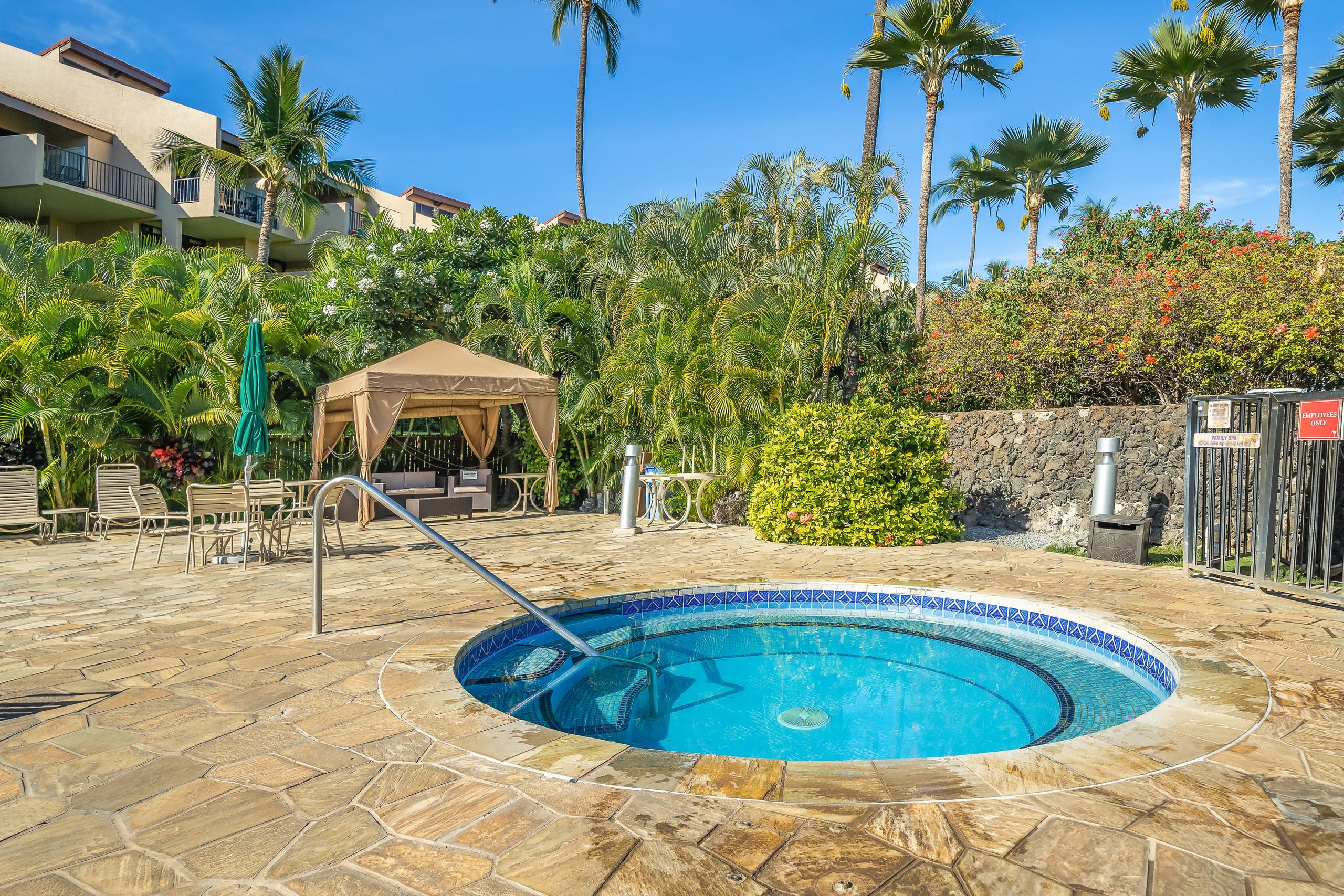 Condo in Kihei · ★5.0 · 2 bedrooms · 3 beds · 2 private baths - Image 48
