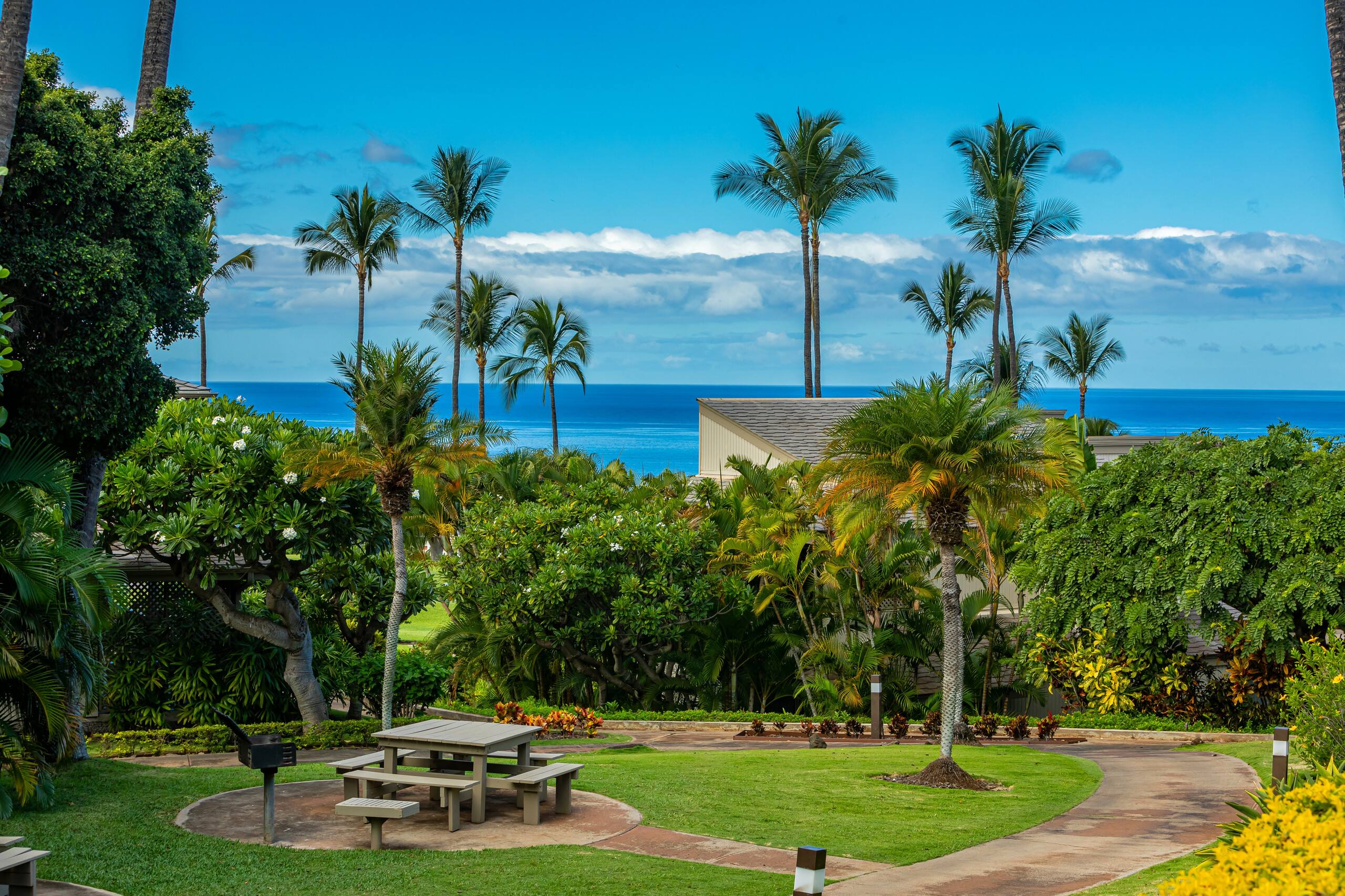 Condo in Kihei · ★4.5 · 2 bedrooms · 3 beds · 2 baths - Image 40