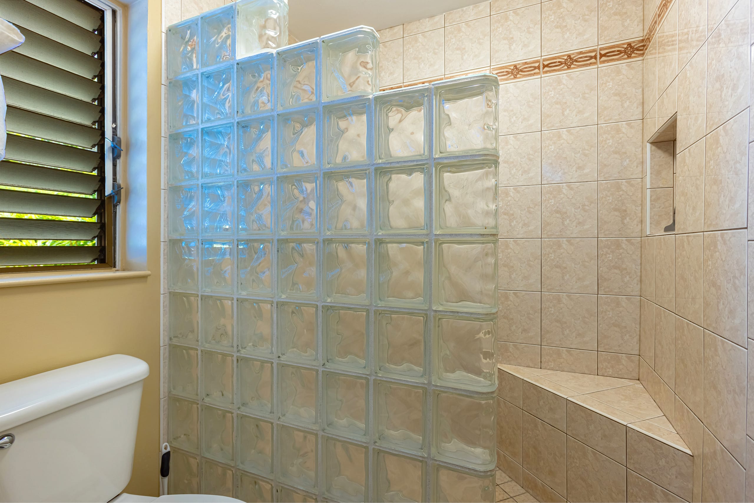 Condo in Kihei · ★4.5 · 2 bedrooms · 3 beds · 2 baths - Image 17