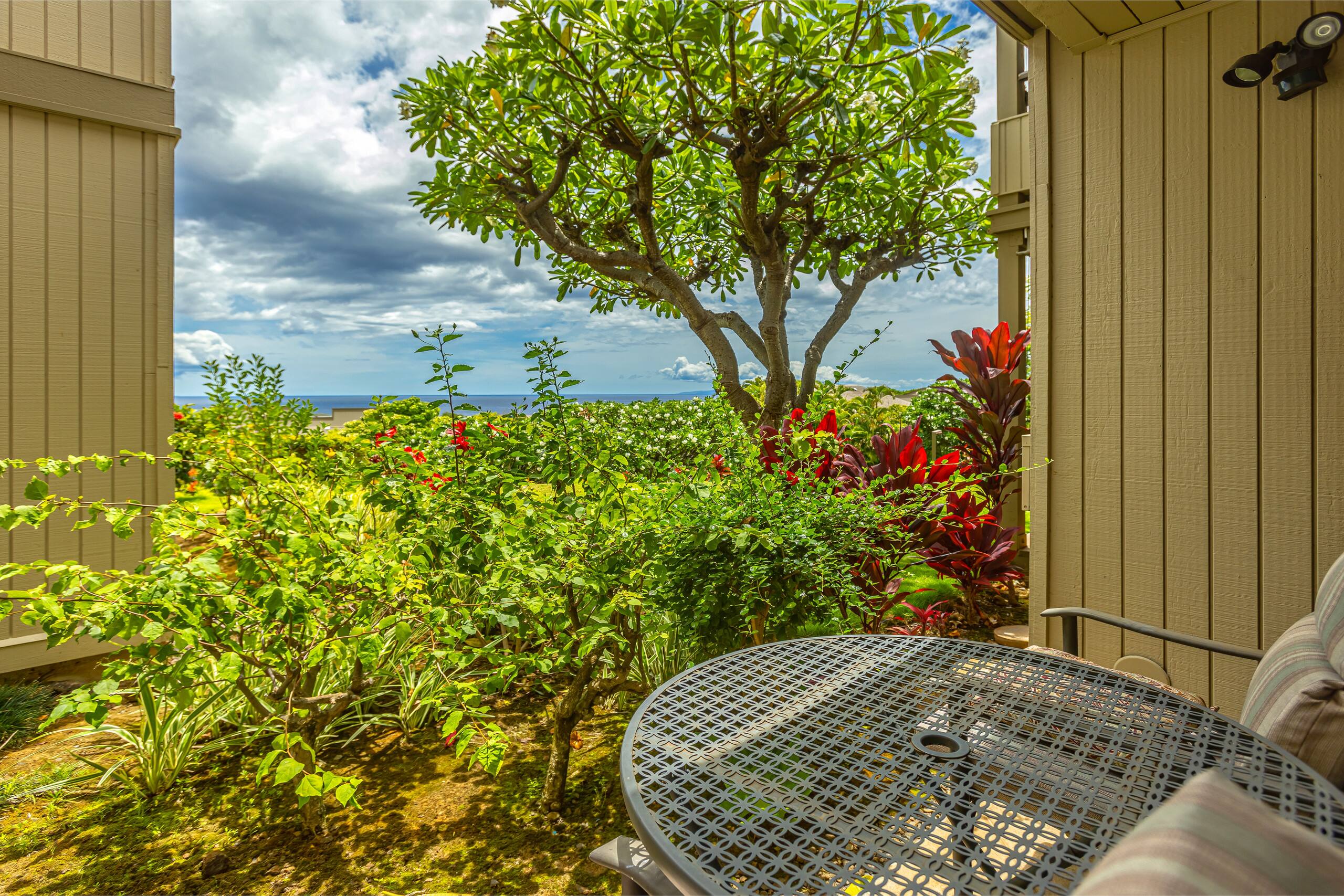 Condo in Kihei · ★4.5 · 2 bedrooms · 3 beds · 2 baths - Image 30