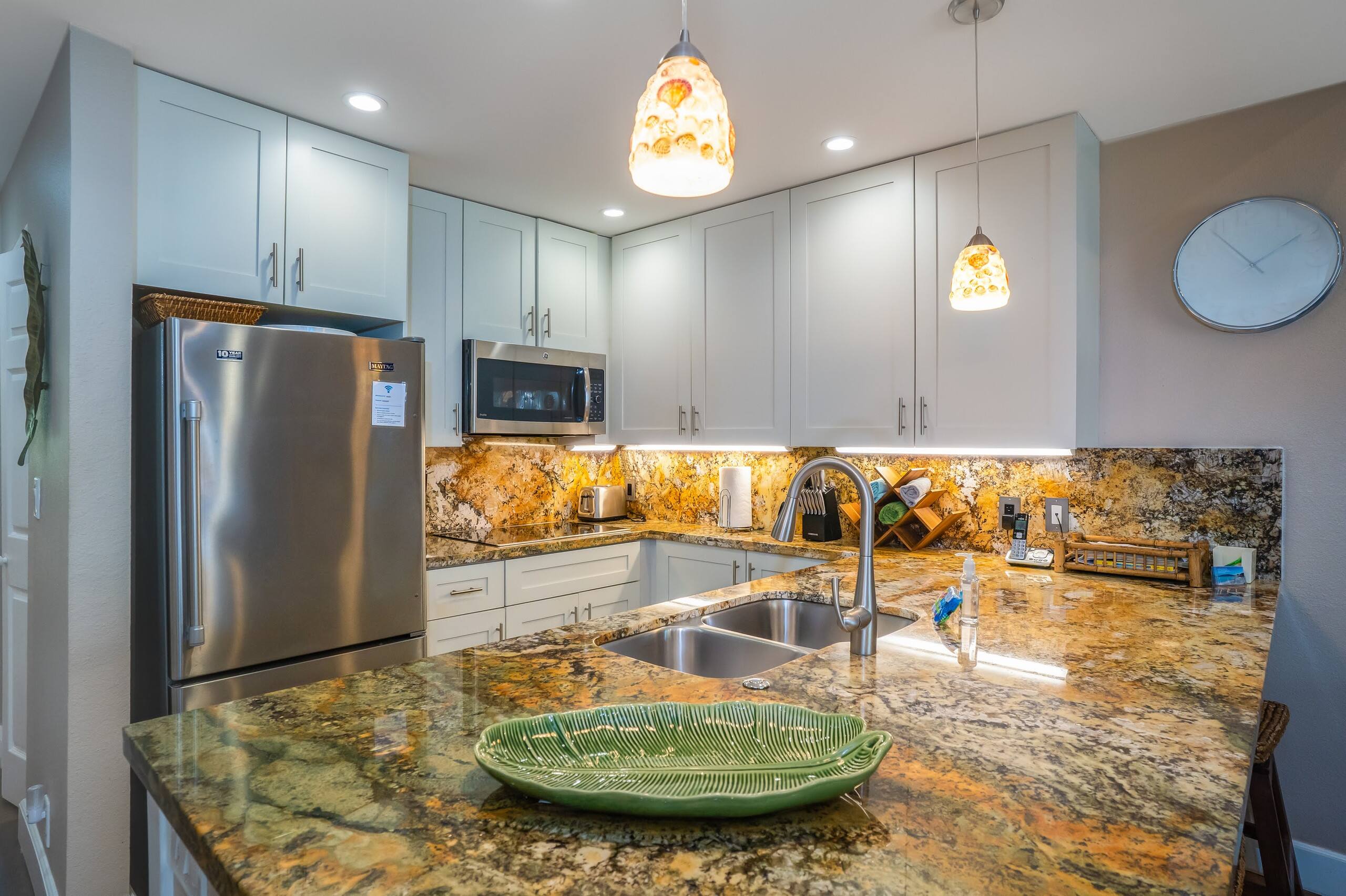Condo in Kihei · ★4.75 · 2 bedrooms · 2 beds · 2 baths - Image 13
