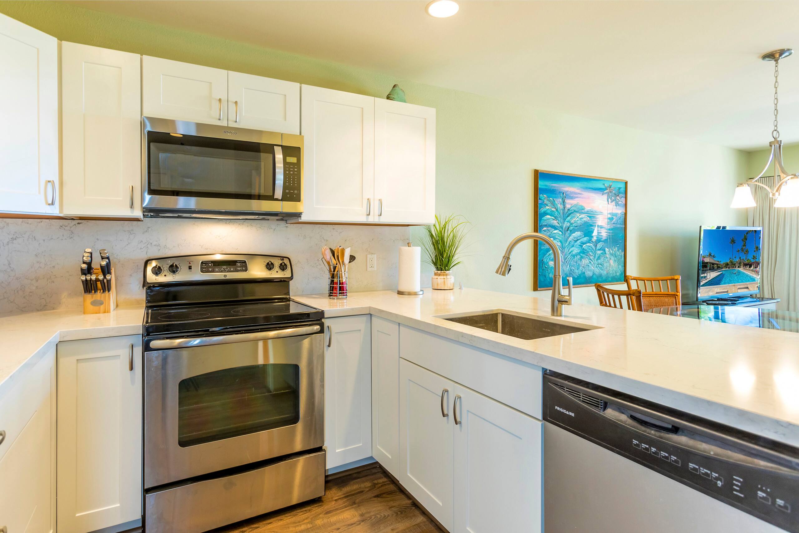 Condo in Kihei · ★5.0 · 1 bedroom · 2 beds · 2 private baths - Image 8