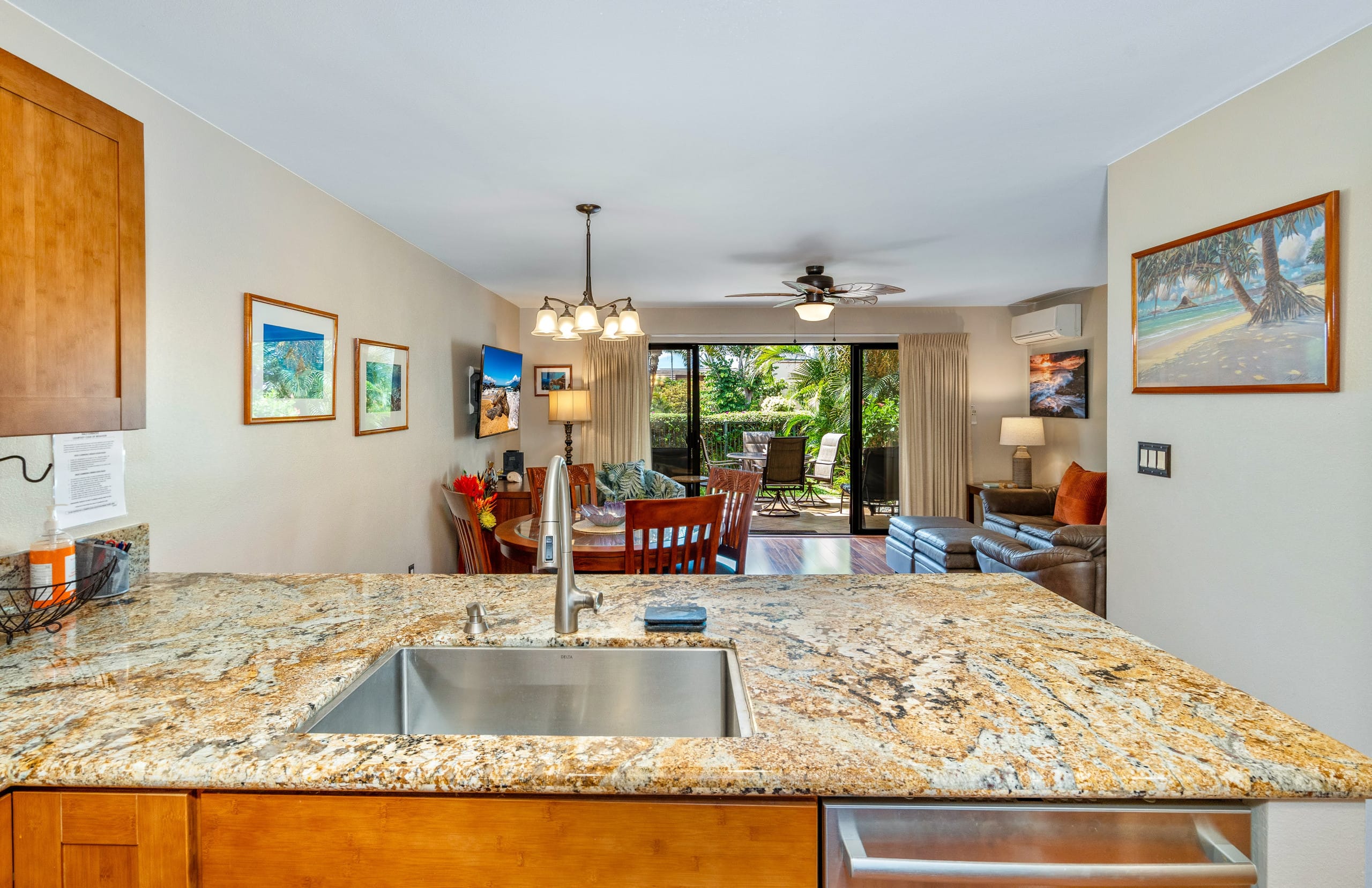 Condo in Kihei · ★5.0 · 1 bedroom · 2 beds · 2 baths - Image 8