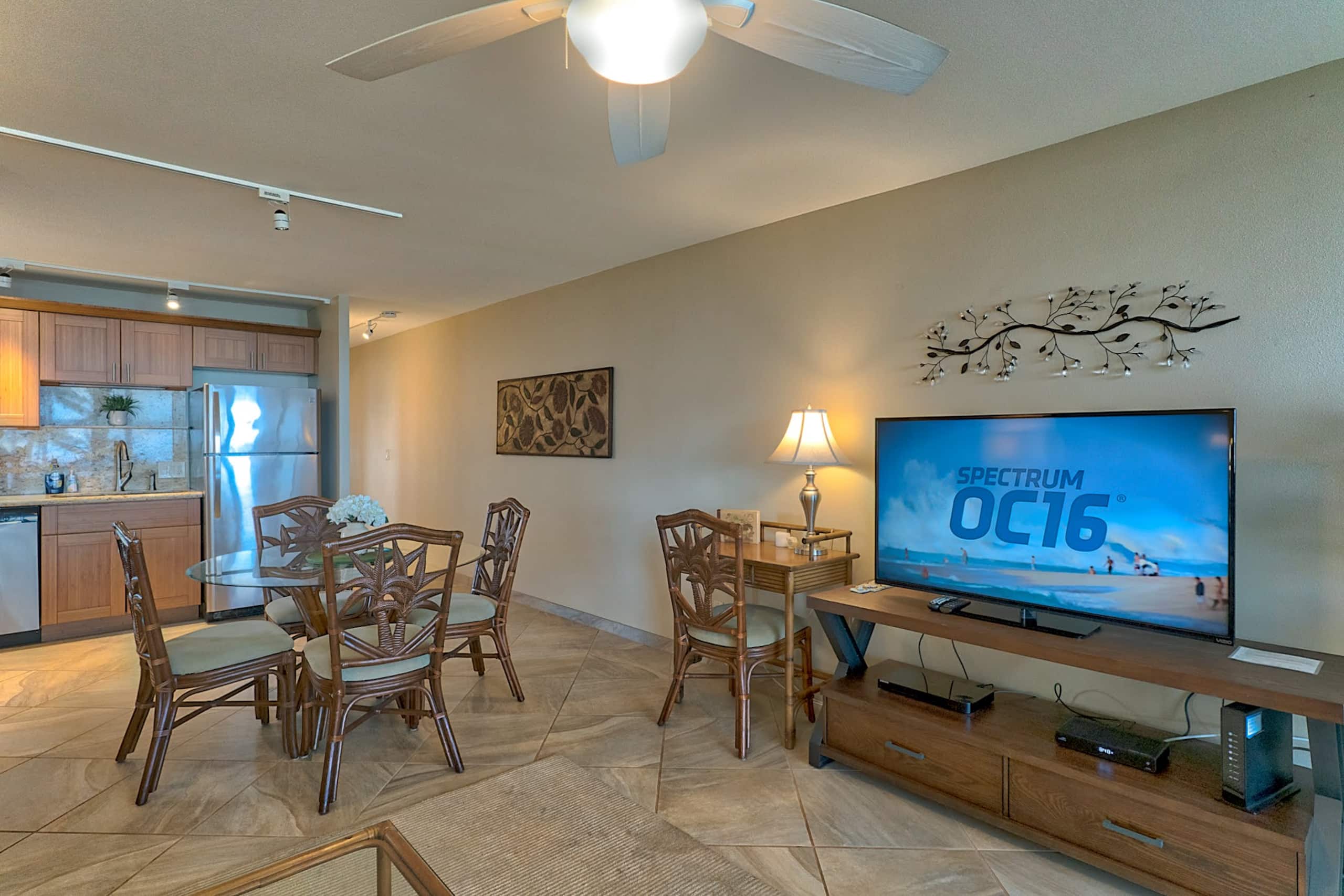 Condo in Kihei · ★4.0 · 2 bedrooms · 3 beds · 1 bath - Image 6