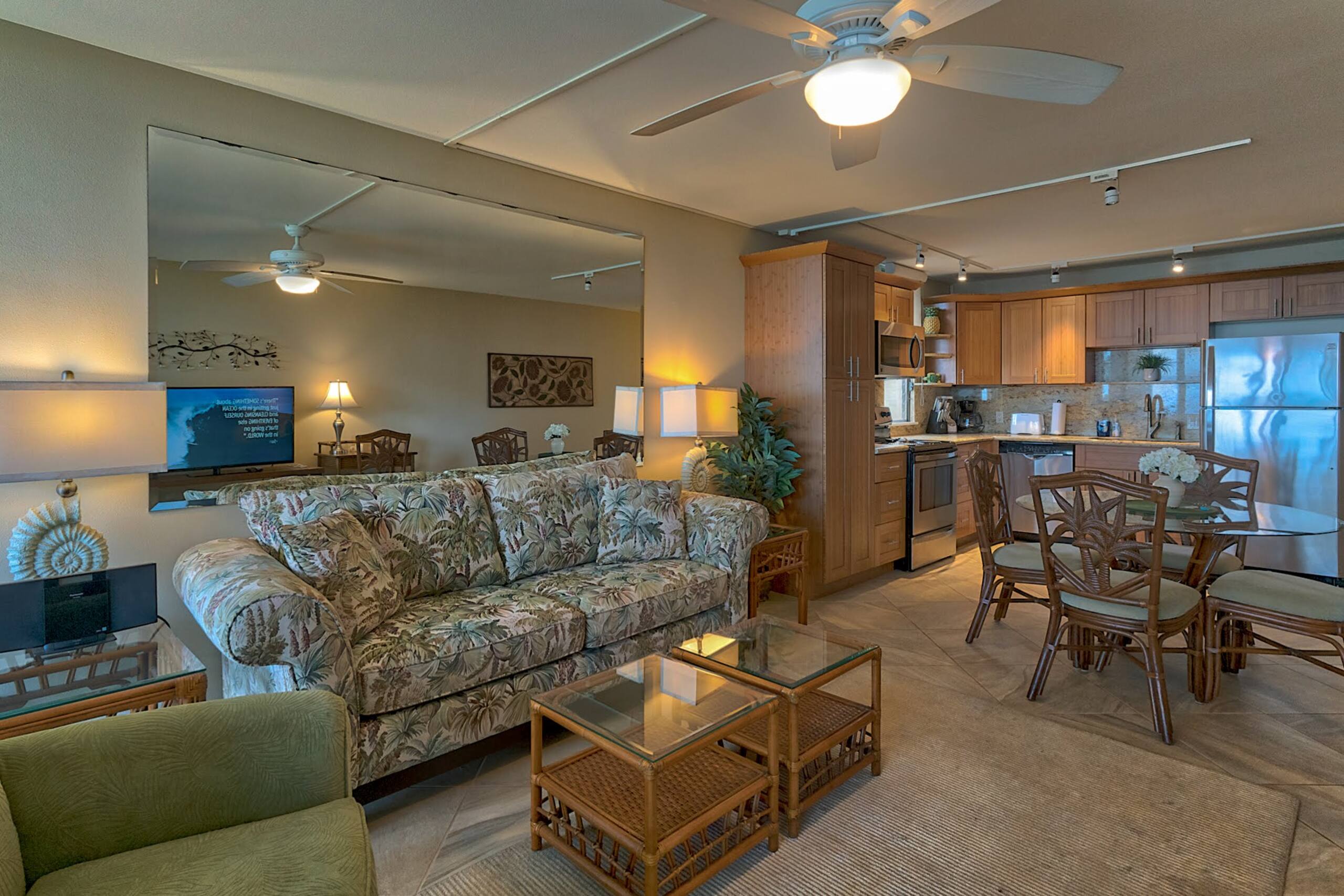 Condo in Kihei · ★4.0 · 2 bedrooms · 3 beds · 1 bath - Image 3