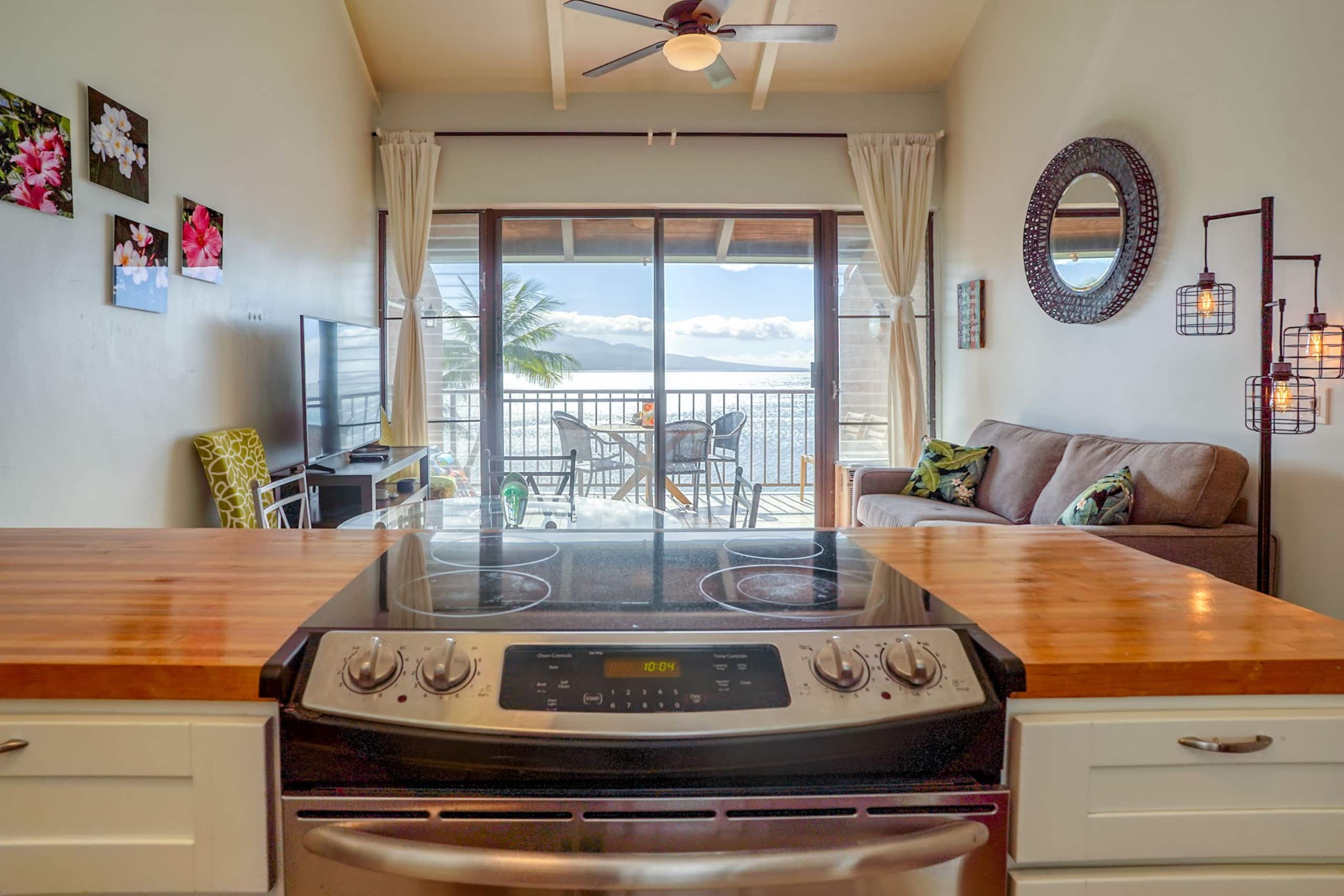 Condo in Maalaea · ★4.67 · 2 bedrooms · 2 beds · 2 baths - Image 14