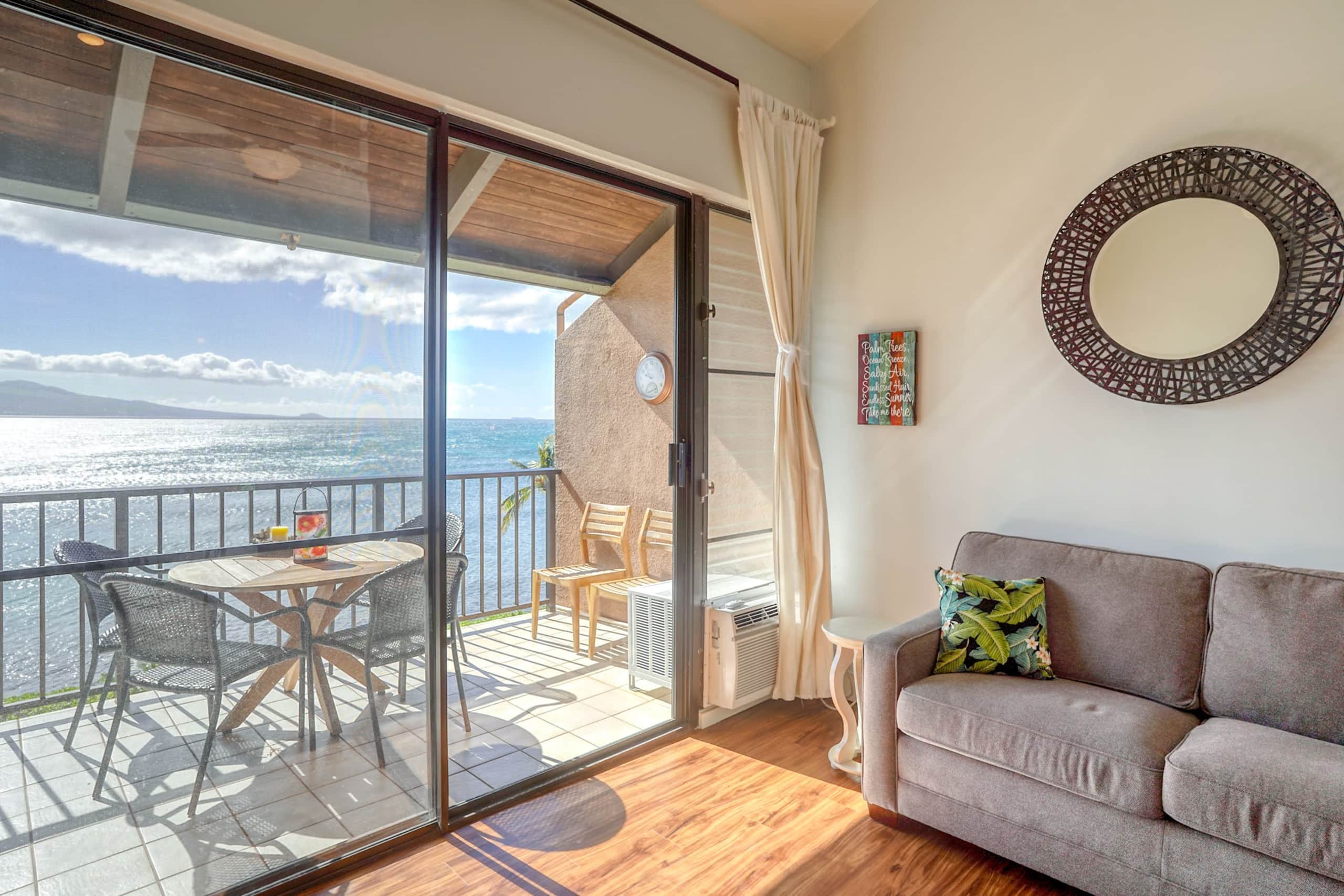 Condo in Maalaea · ★4.67 · 2 bedrooms · 2 beds · 2 baths - Image 11