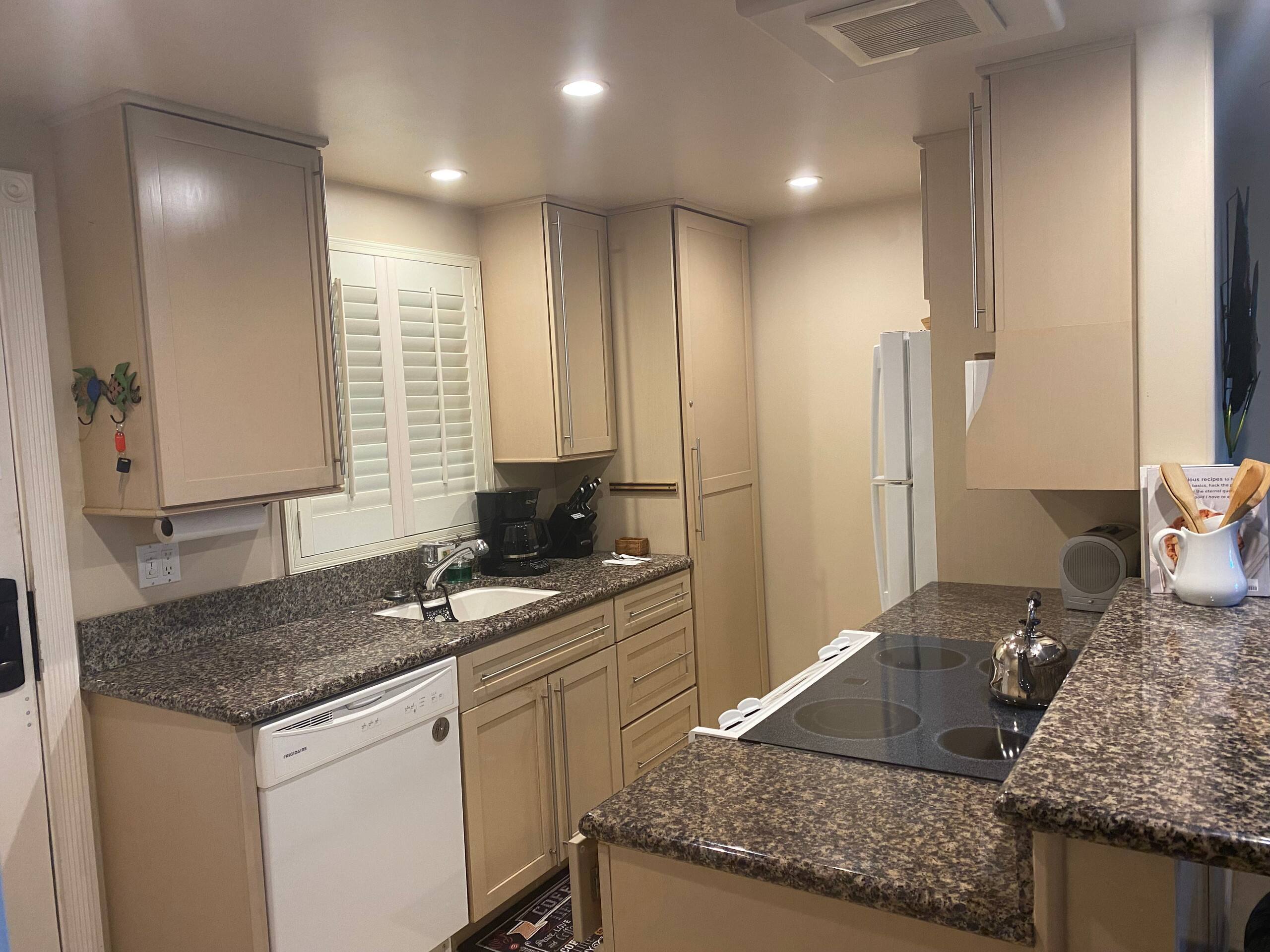 Condo in Kihei · ★4.88 · 2 bedrooms · 2 beds · 2 private baths - Image 20