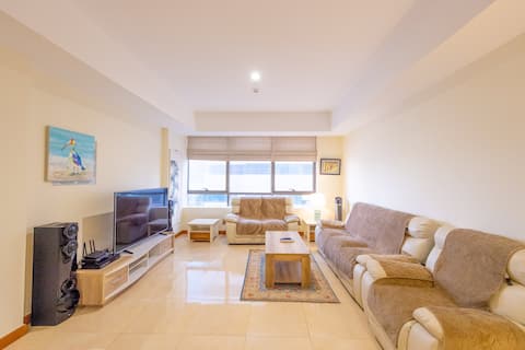 Top Airbnb: 1BR near Mall of Emirates and Metro - Murad Tower in Al Barsha First