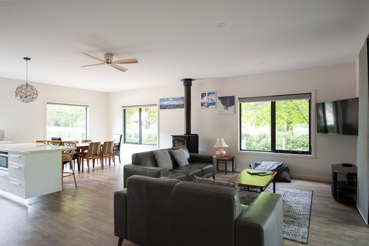 Popular Airbnb listing: Telluride - wonderful disabled facilities in Alpine Shire