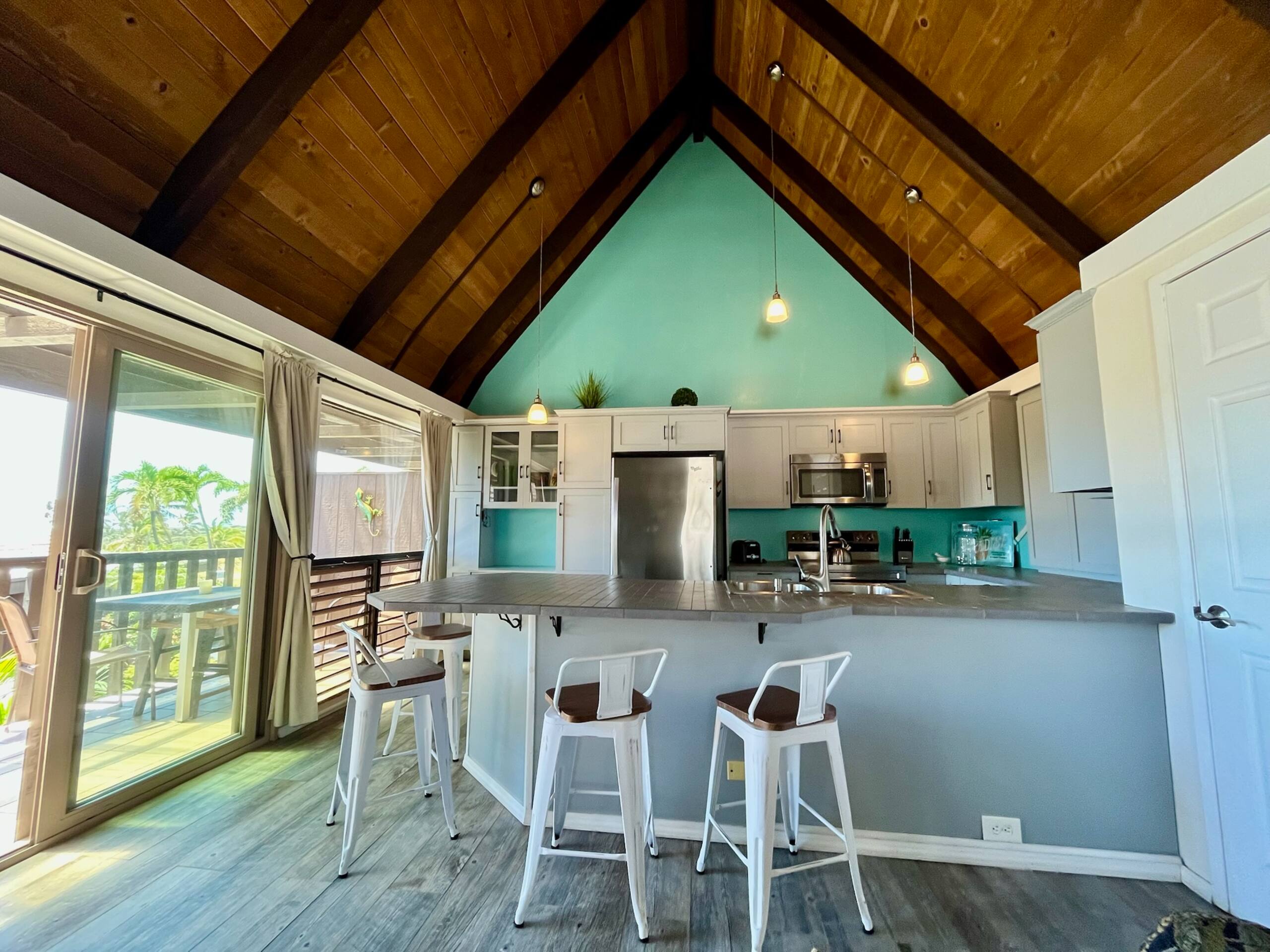 Condo in Pahala · ★4.69 · 1 bedroom · 2 beds · 1 bath - Photo 7