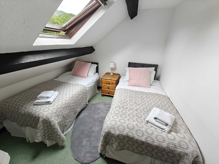 საძინებელი 3