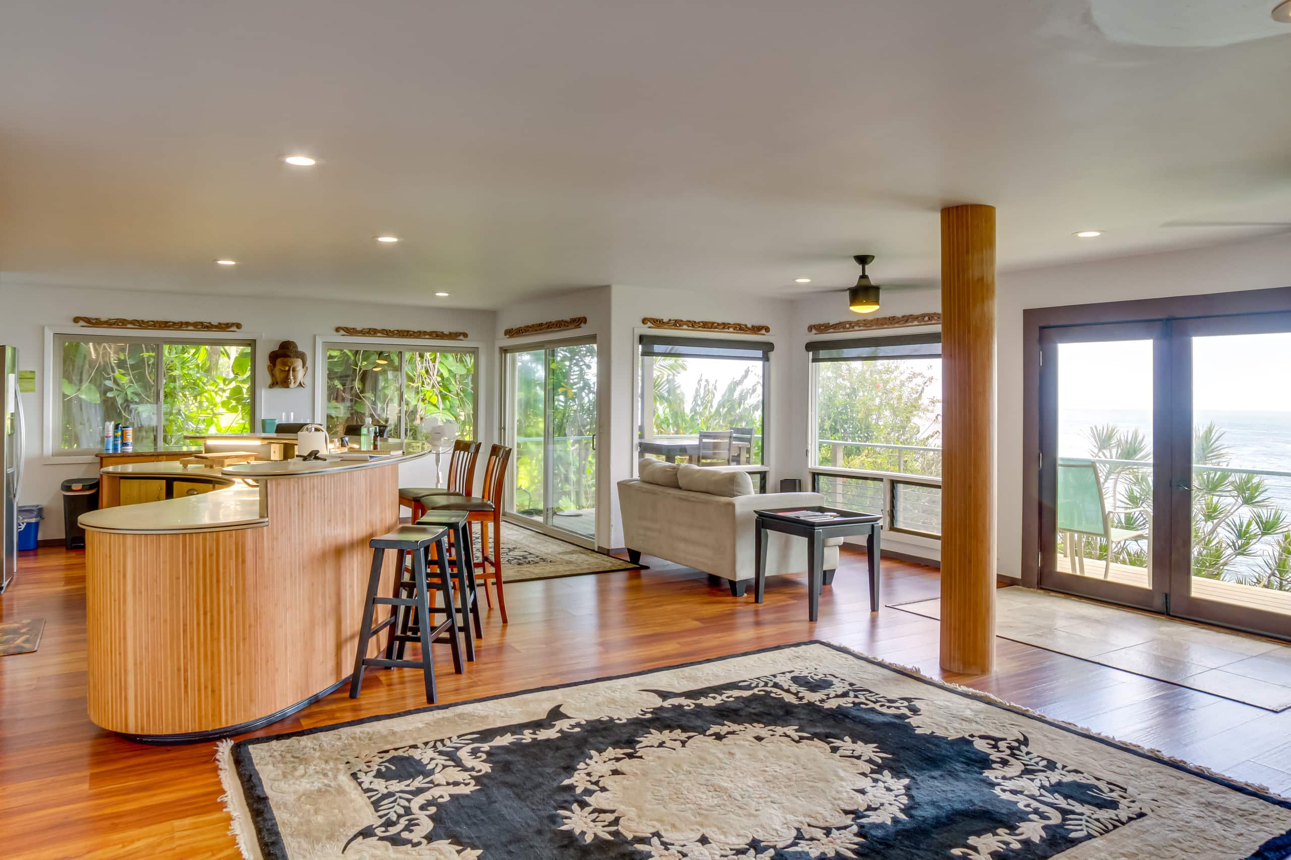 Home in Hilo · ★4.73 · 2 bedrooms · 4 beds · 2 baths - Image 6