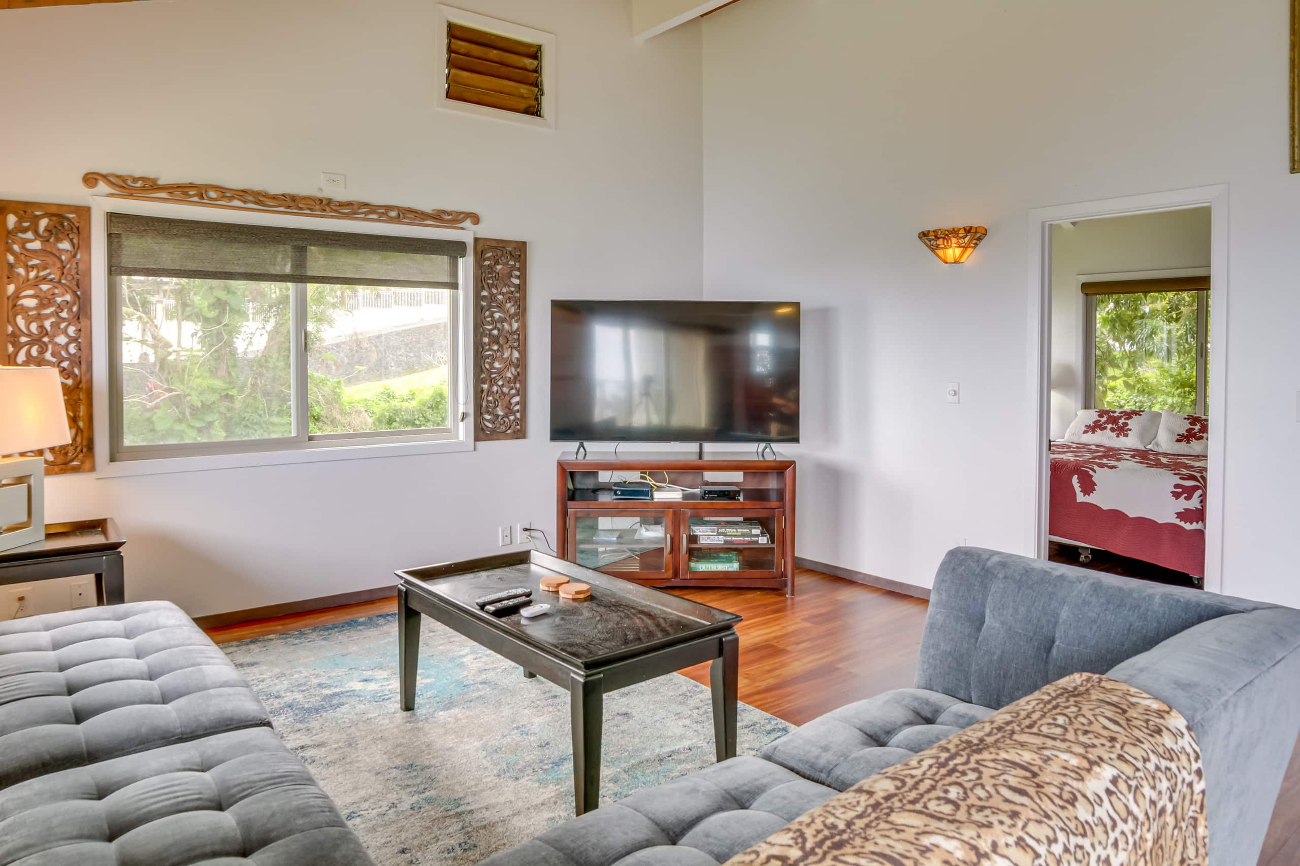 Home in Hilo · ★4.73 · 2 bedrooms · 4 beds · 2 baths - Image 4