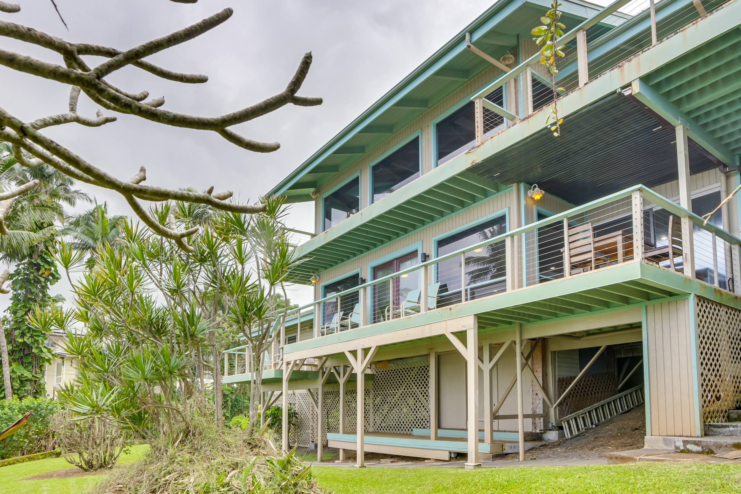 Home in Hilo · ★4.73 · 2 bedrooms · 4 beds · 2 baths - Image 26