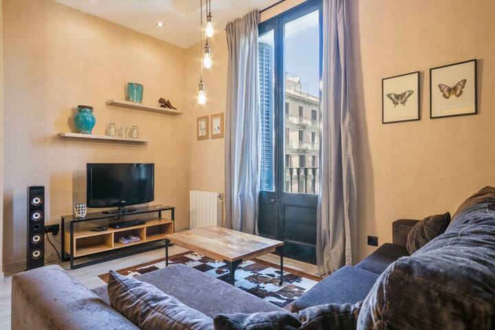 Sweett | Midtown Gaudi gallery image 2