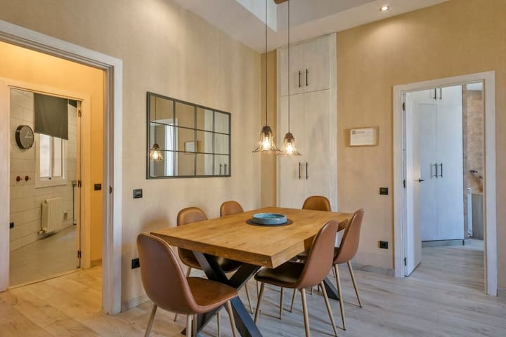 Sweett | Midtown Gaudi gallery image 5