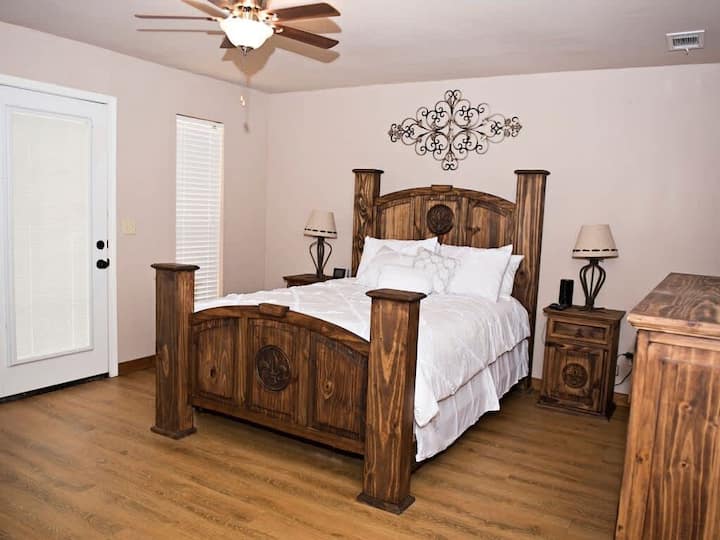 Glavni krevet, bračni krevet (160x200)