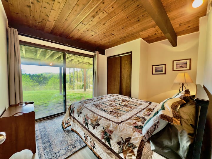 Დაბლა საძინებელი 2