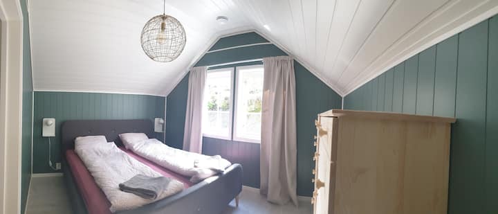 Bedroom at second floor, large bed