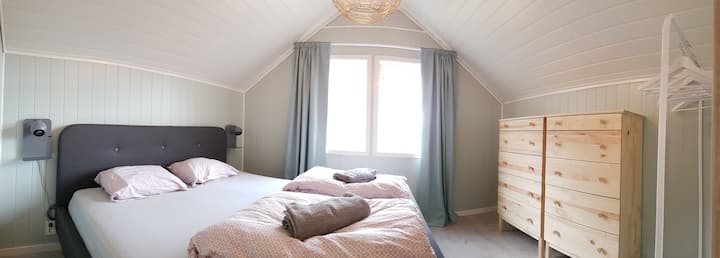 Bedroom at second floor, large bed