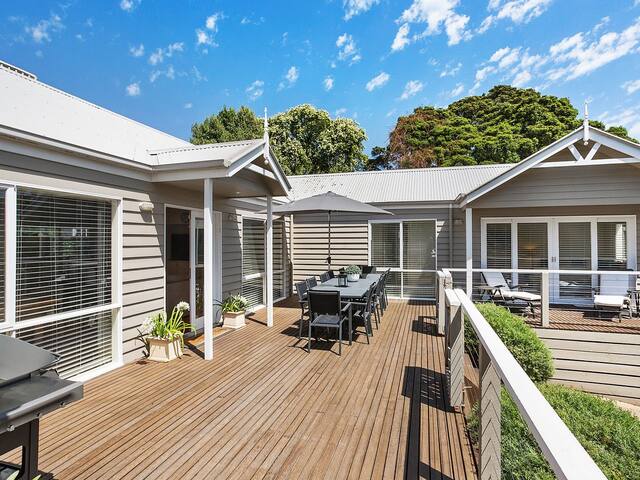 Settle Inn gallery image 2