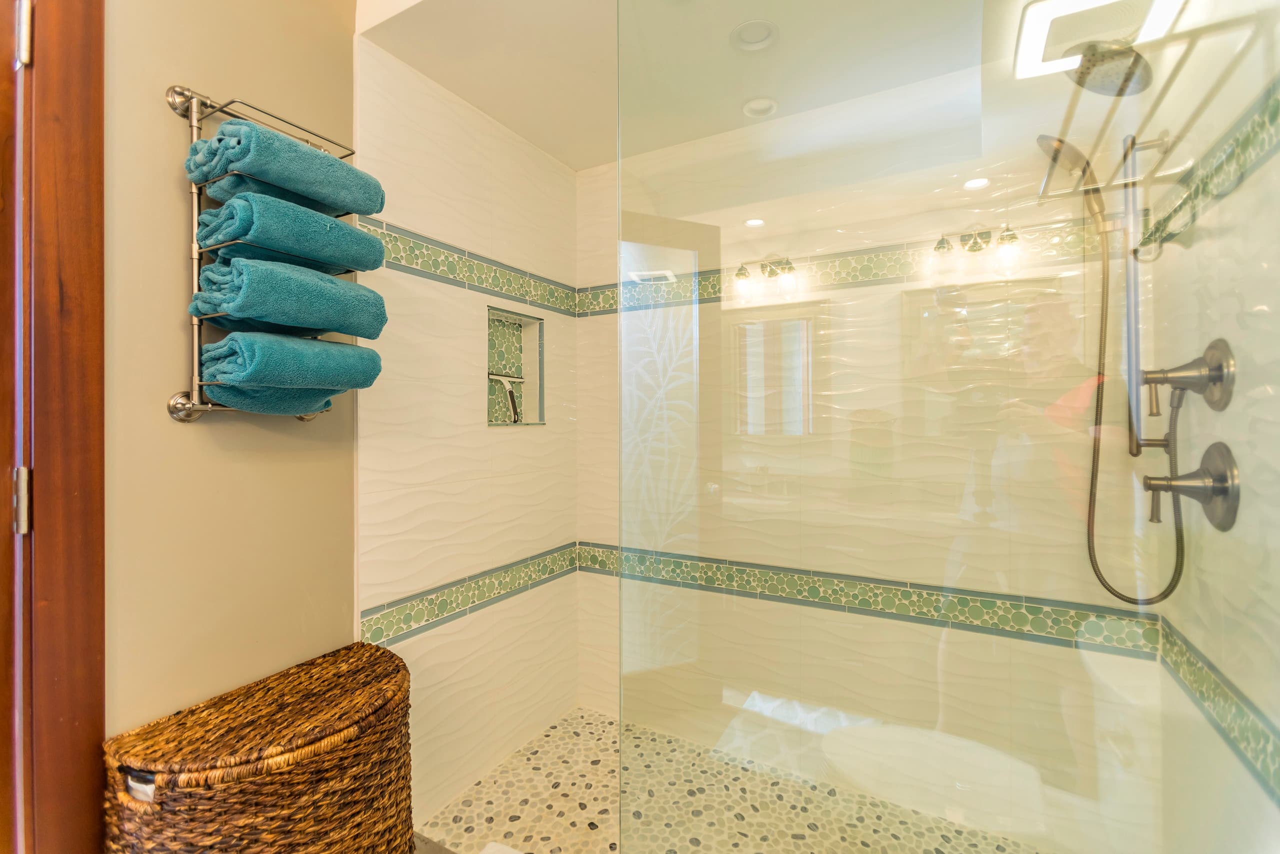Condo in Kihei · ★5.0 · 2 bedrooms · 2 beds · 2 baths - Image 21