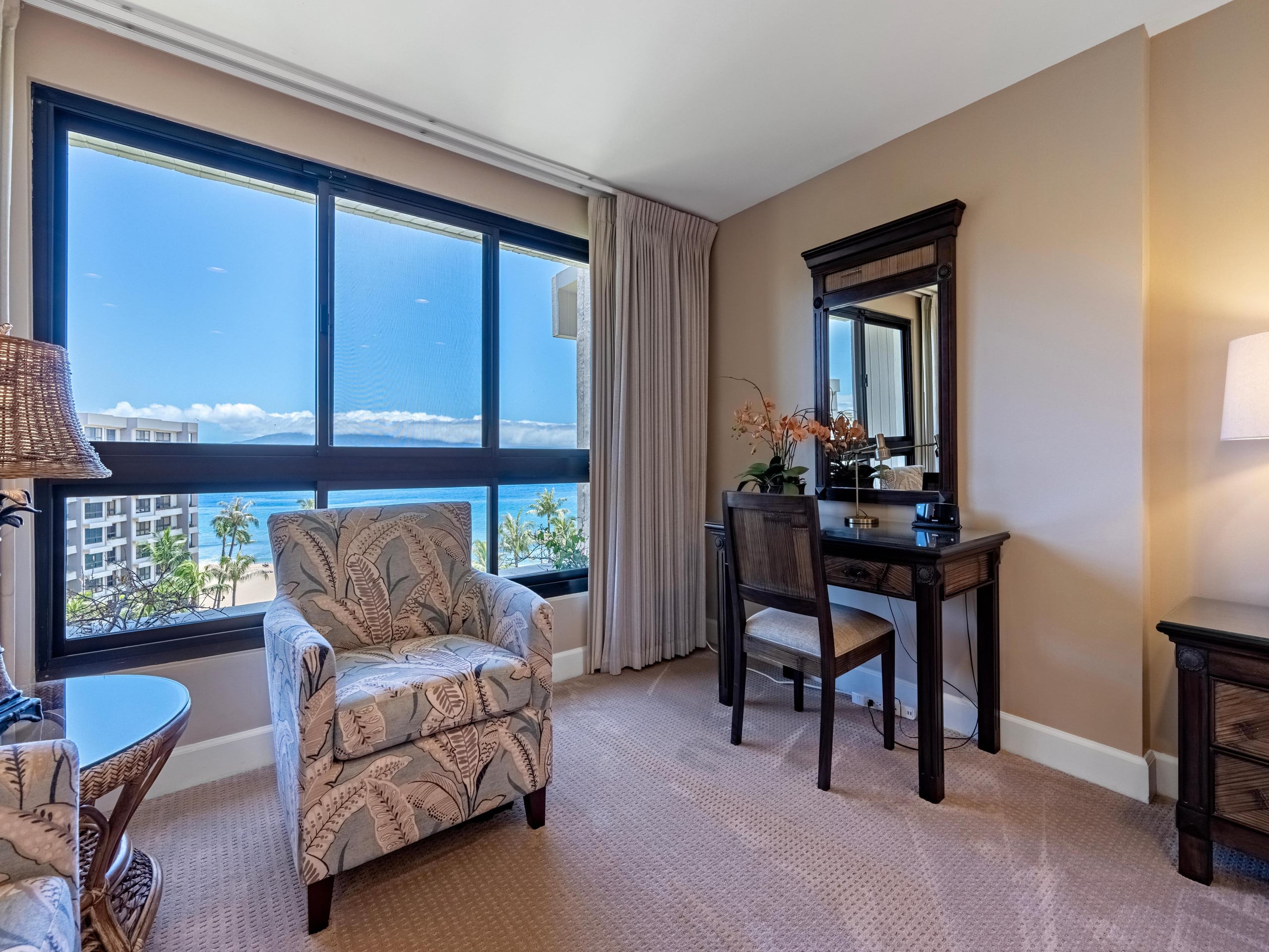Condo in Kaanapali Beach · ★5.0 · 2 bedrooms · 3 beds · 2 baths - Image 16
