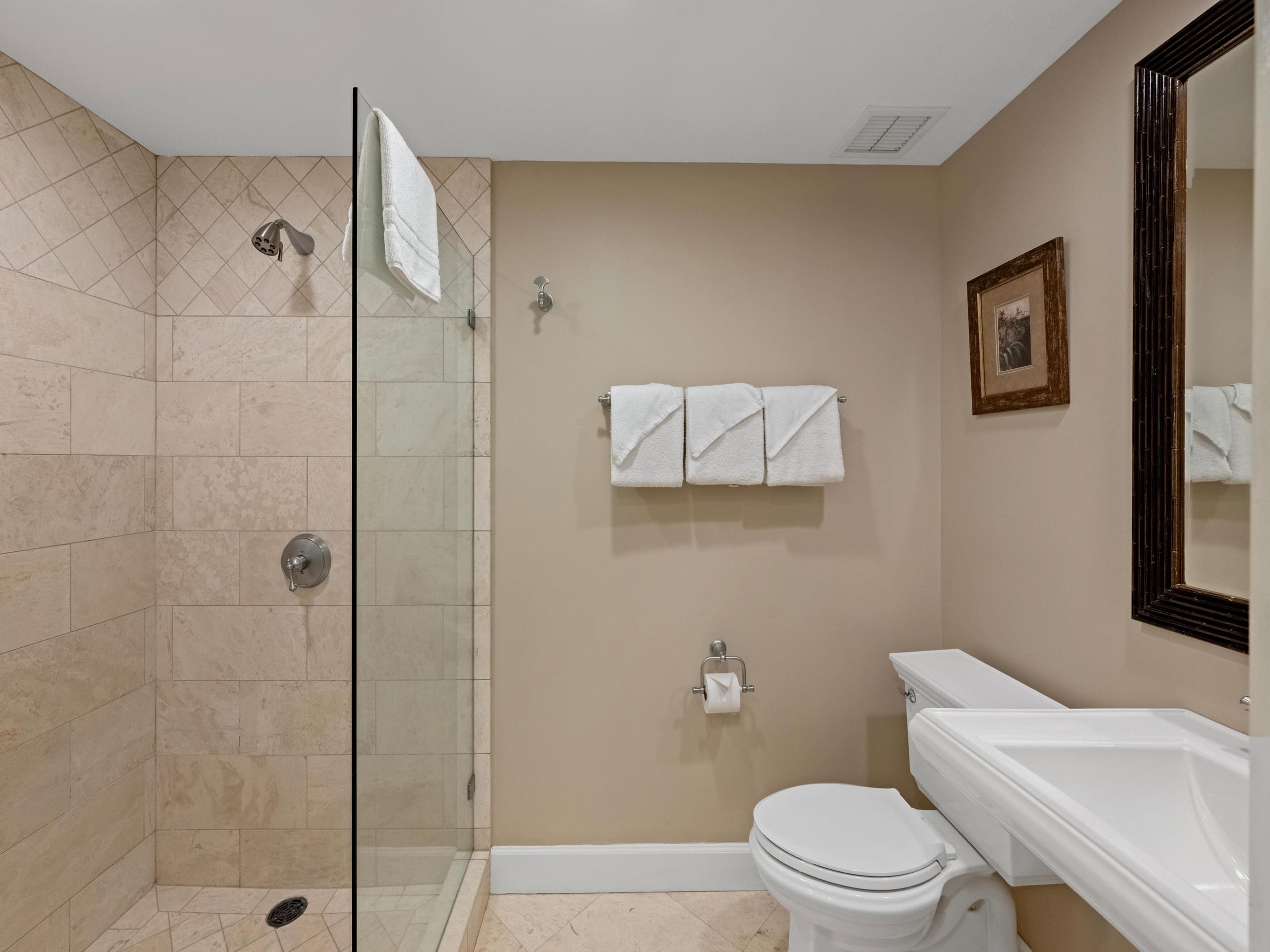 Condo in Kaanapali Beach · ★5.0 · 2 bedrooms · 3 beds · 2 baths - Image 19