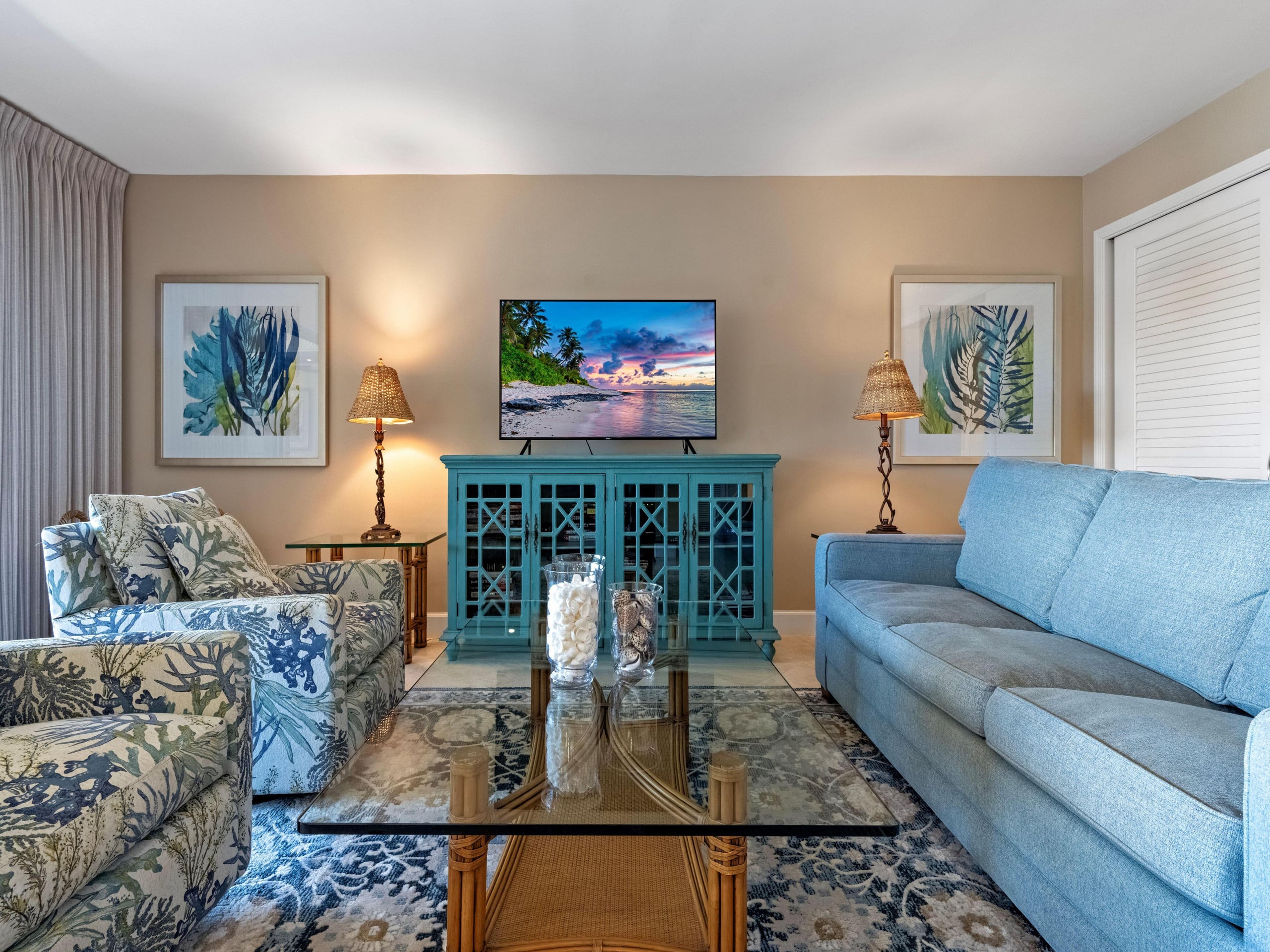 Condo in Kaanapali Beach · ★5.0 · 2 bedrooms · 3 beds · 2 baths - Image 2